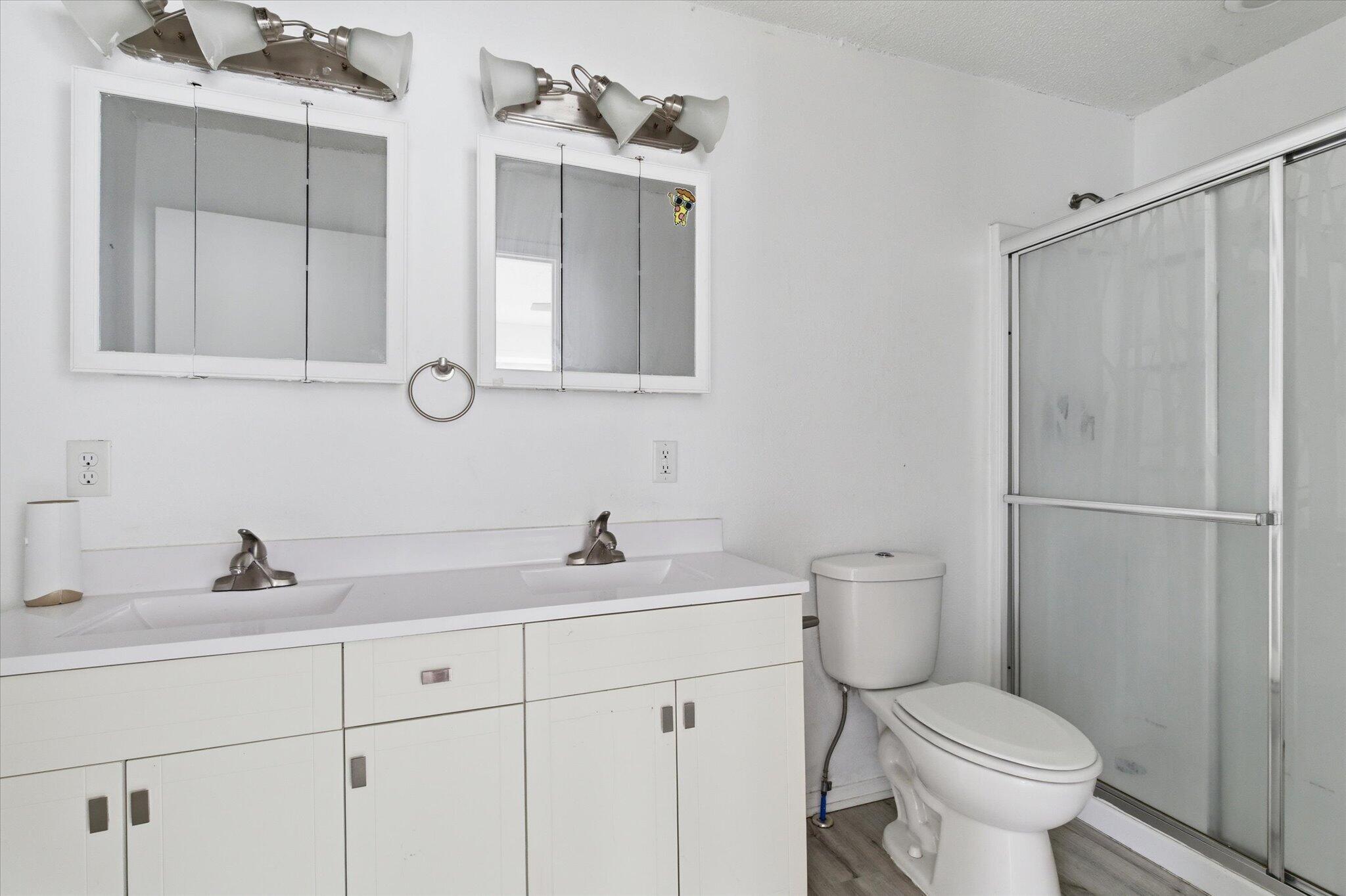 1447 North Broadway Avenue Property Photo 24