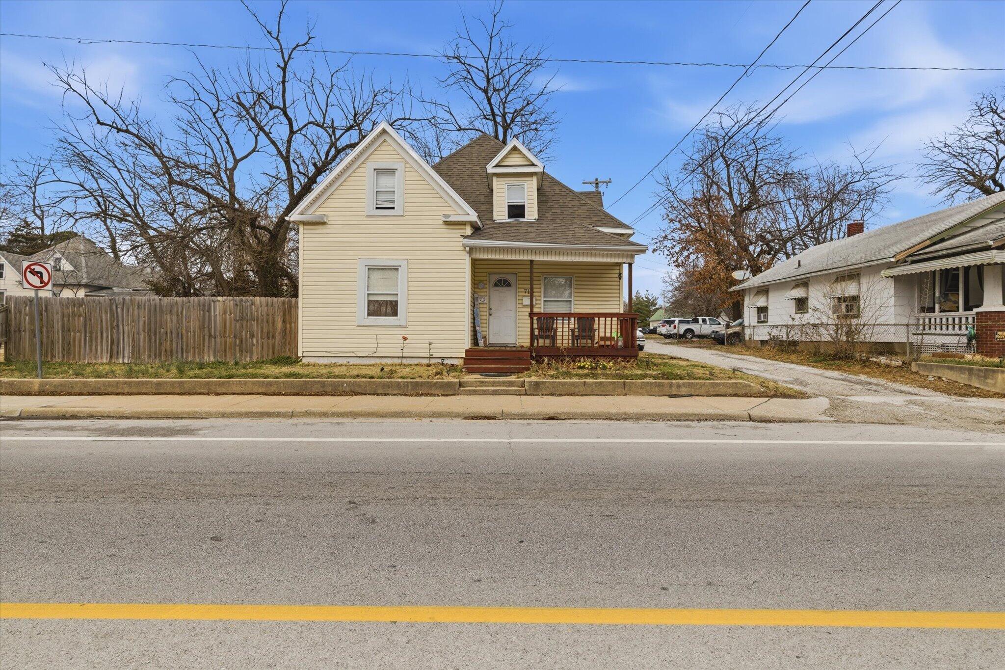 1447 North Broadway Avenue Property Photo 26
