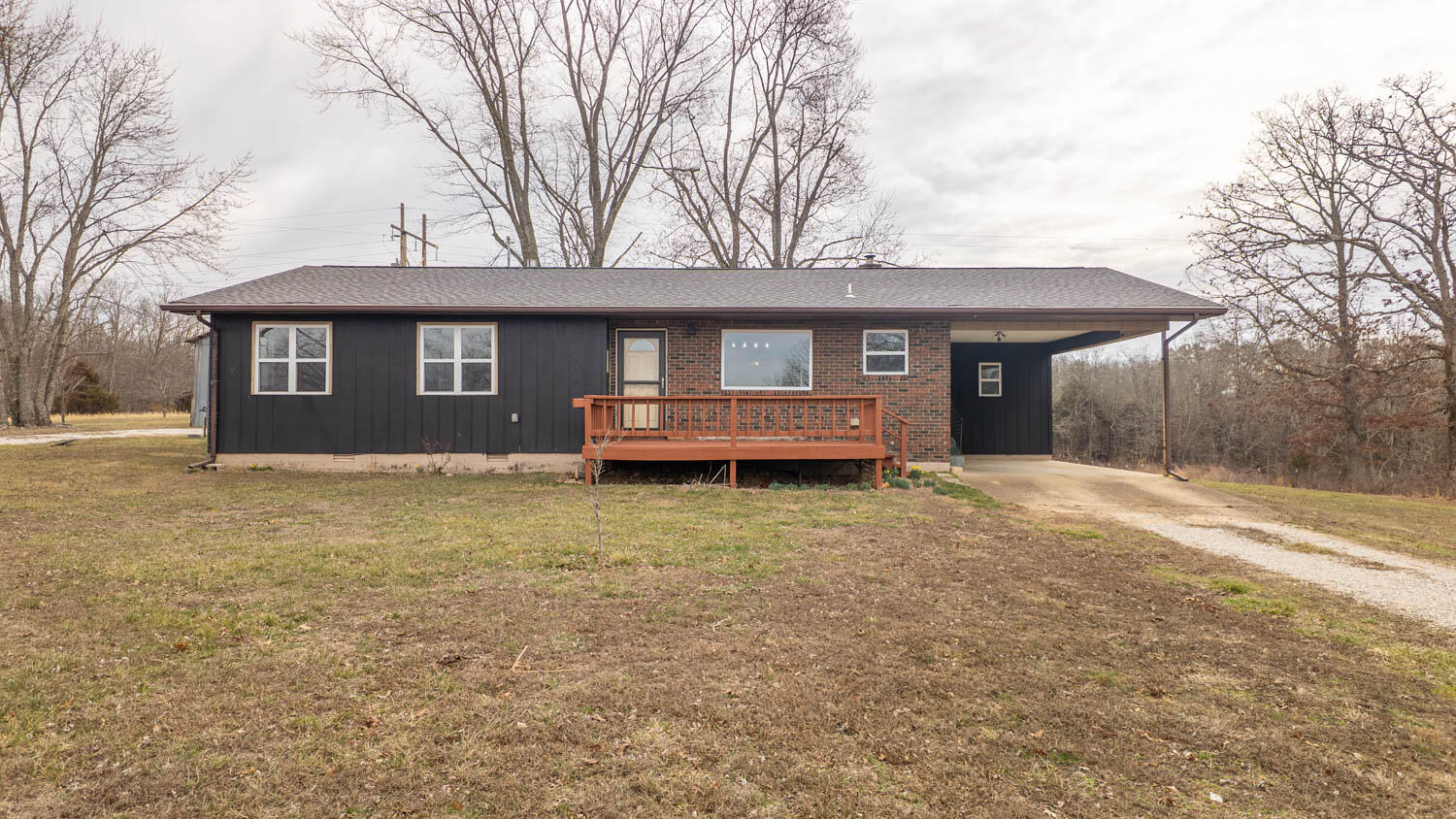 1502 County Road 1210 Property Photo 11