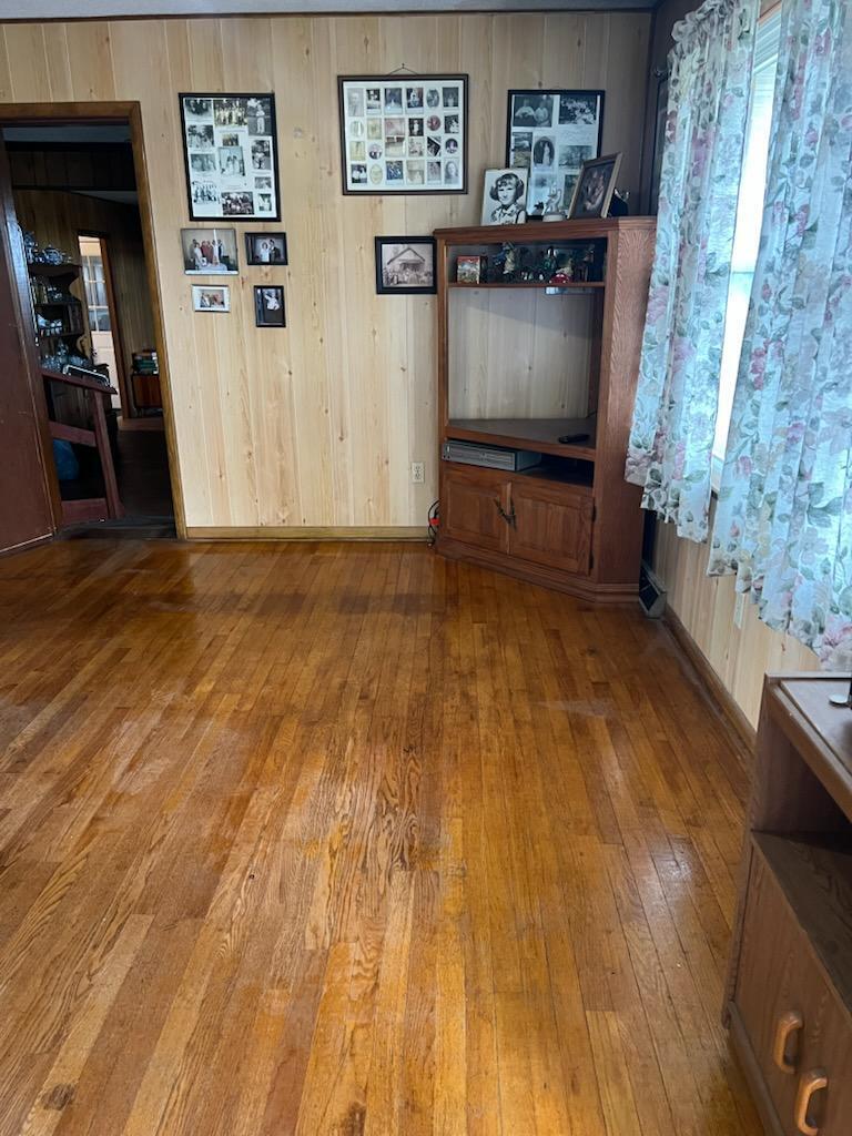 8103 County Road 455 Property Photo 6