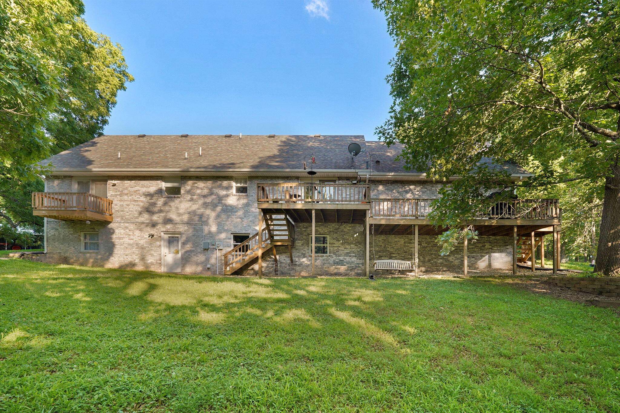13940 Lawrence 2143 Property Photo 11