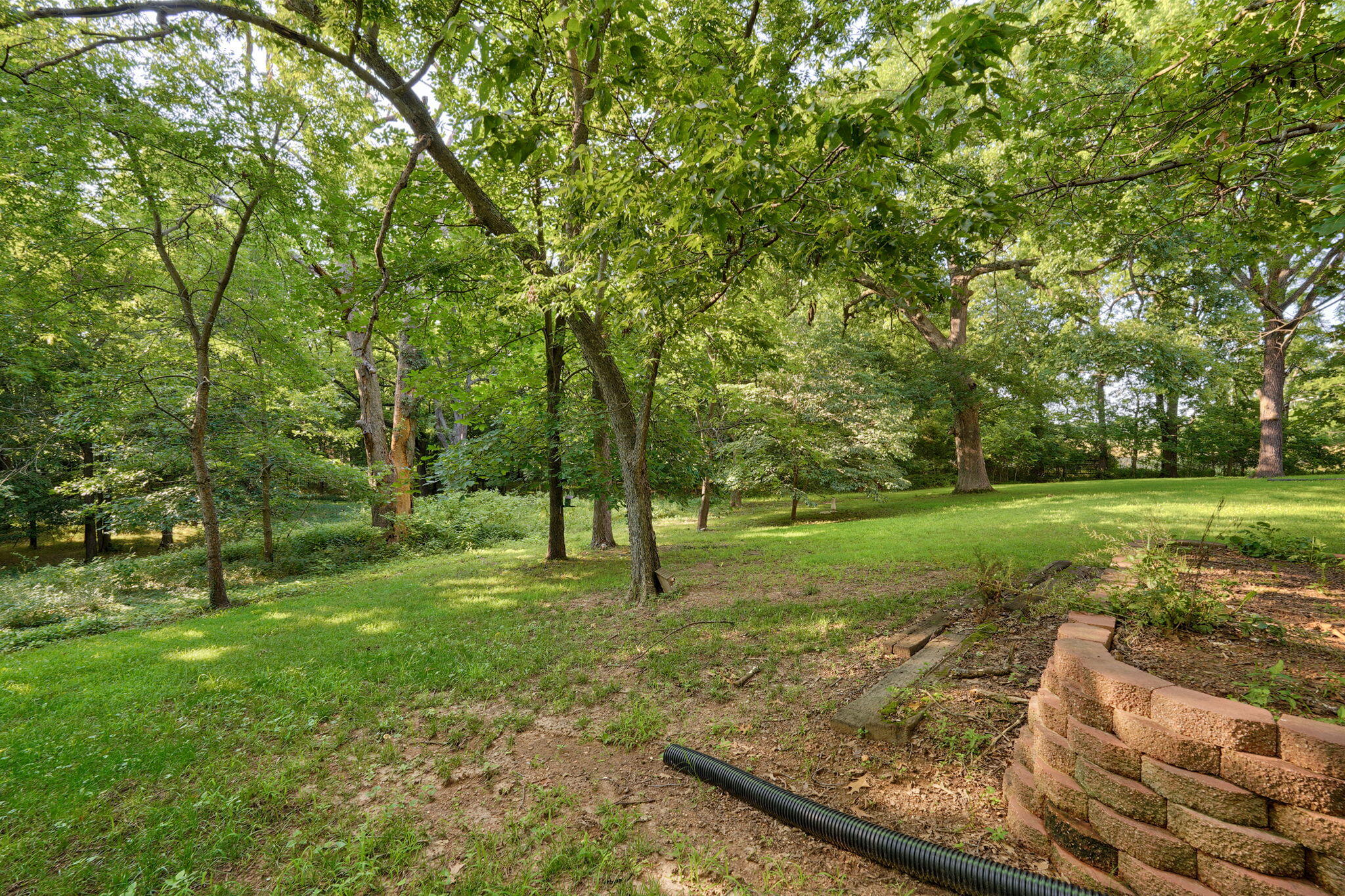 13940 Lawrence 2143 Property Photo 14