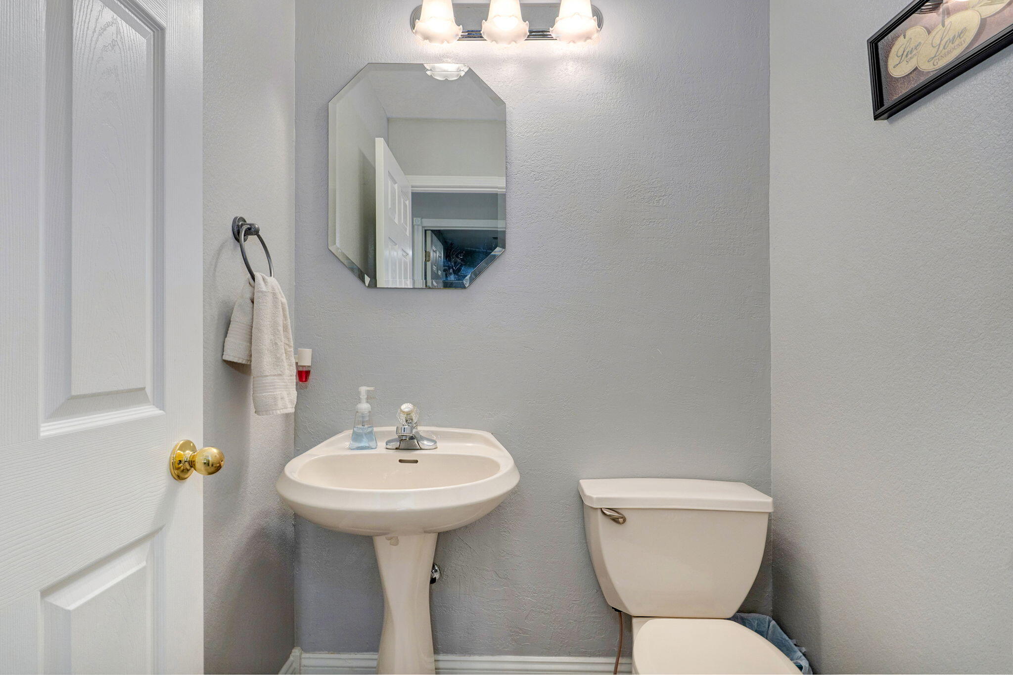 13940 Lawrence 2143 Property Photo 32