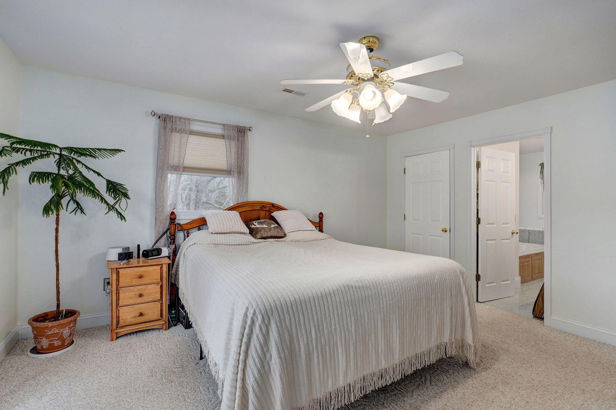 13940 Lawrence 2143 Property Photo 36