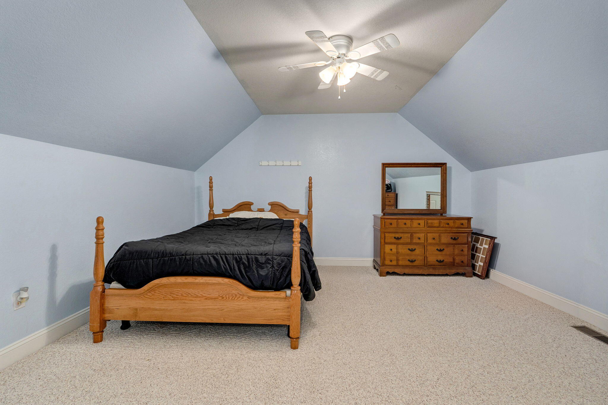 13940 Lawrence 2143 Property Photo 47