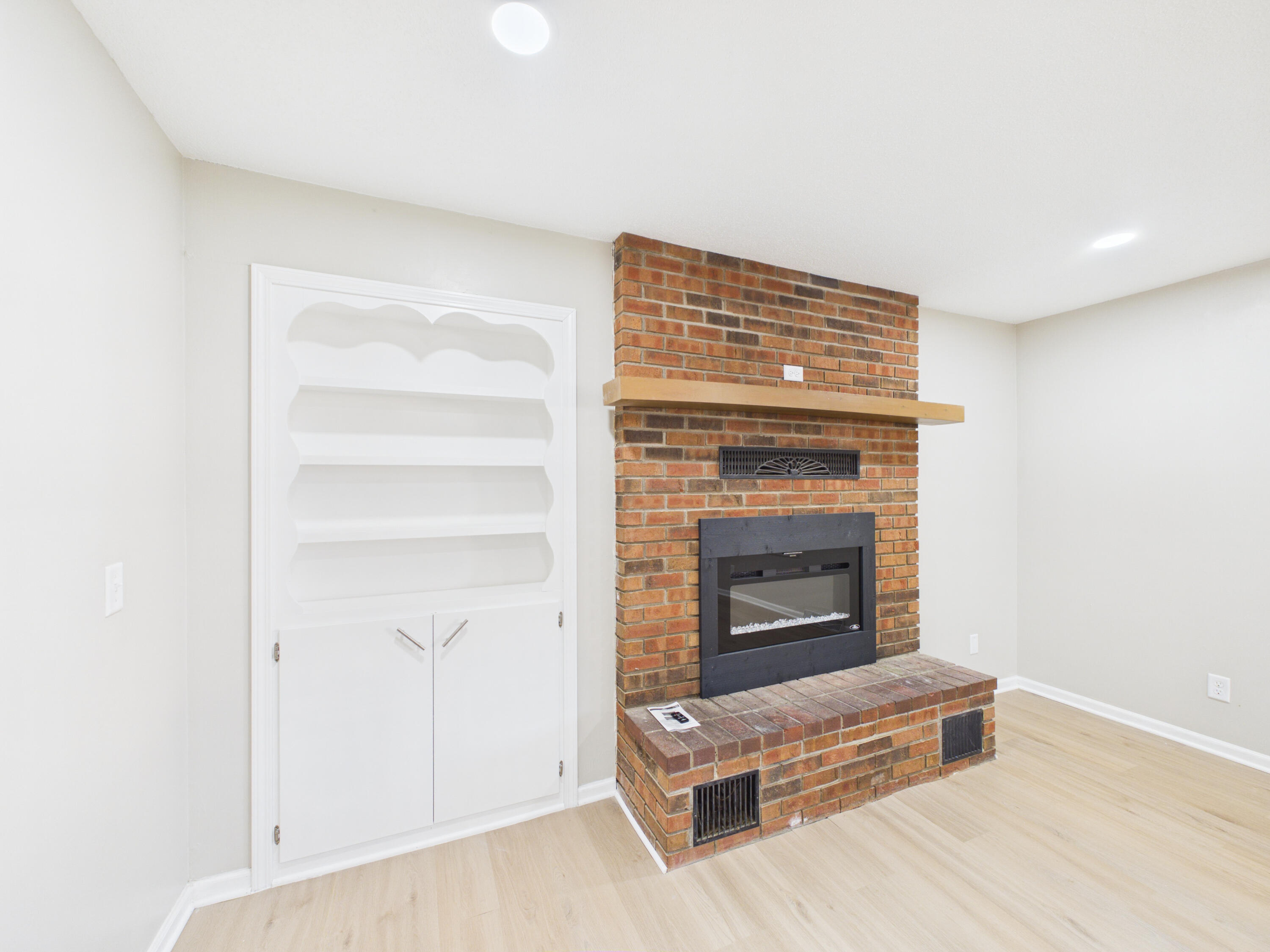 824 South Spruce Street Property Photo 10