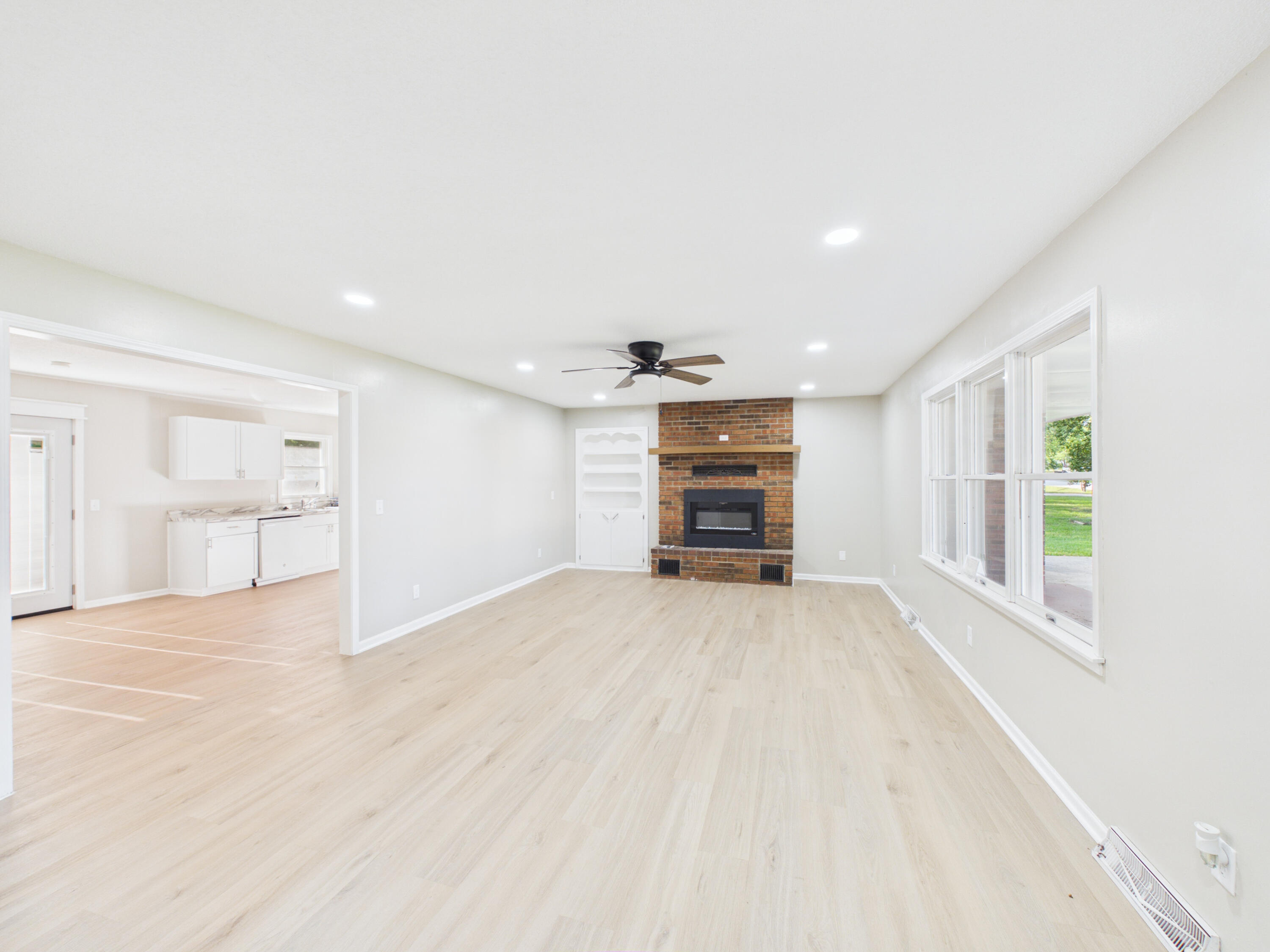824 South Spruce Street Property Photo 11