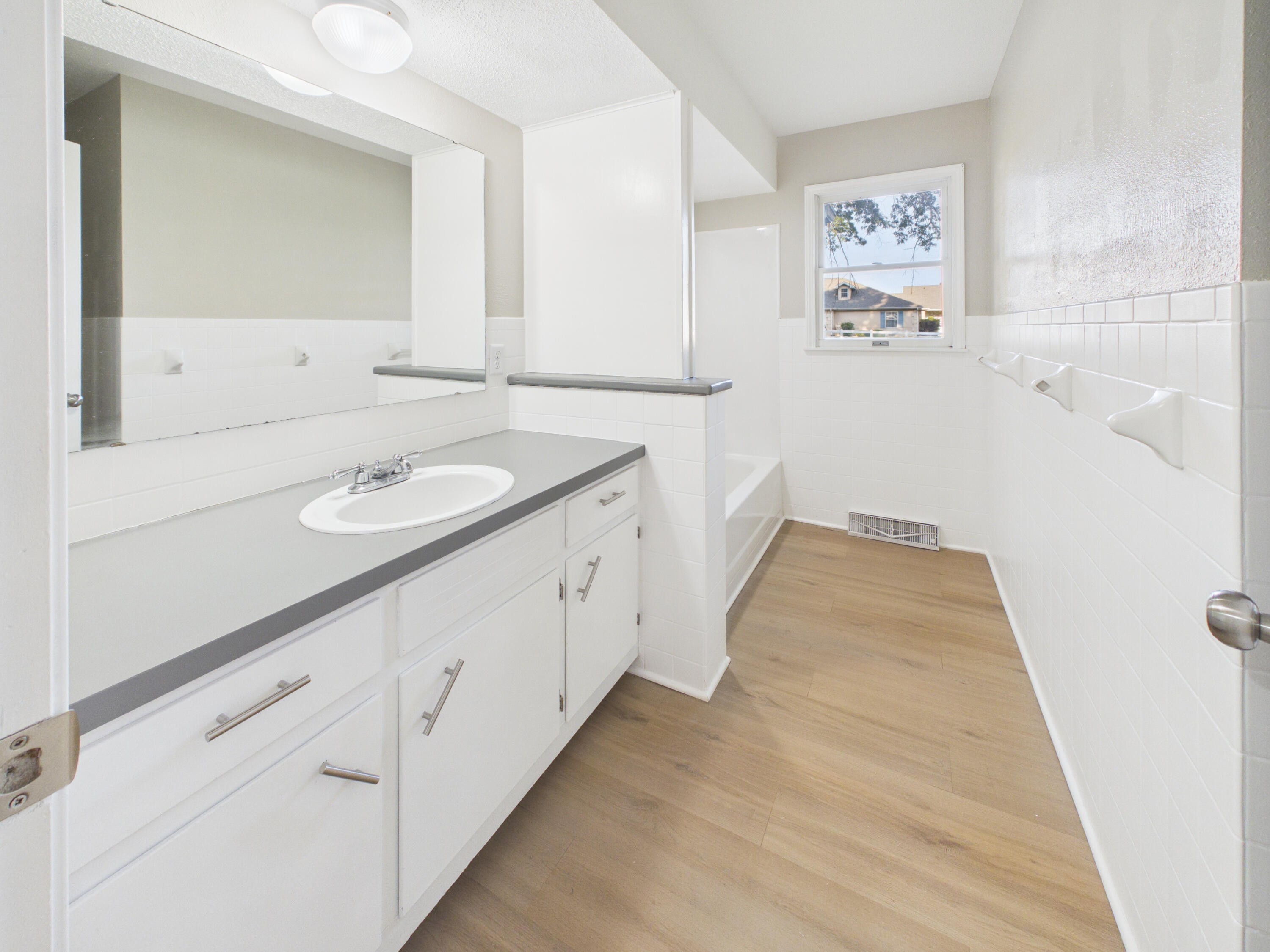 824 South Spruce Street Property Photo 12