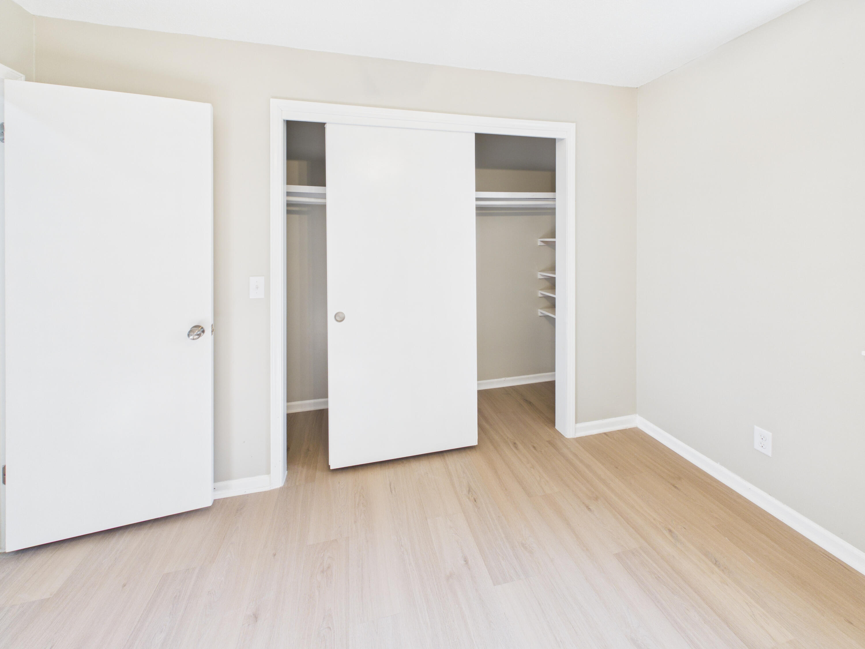 824 South Spruce Street Property Photo 14