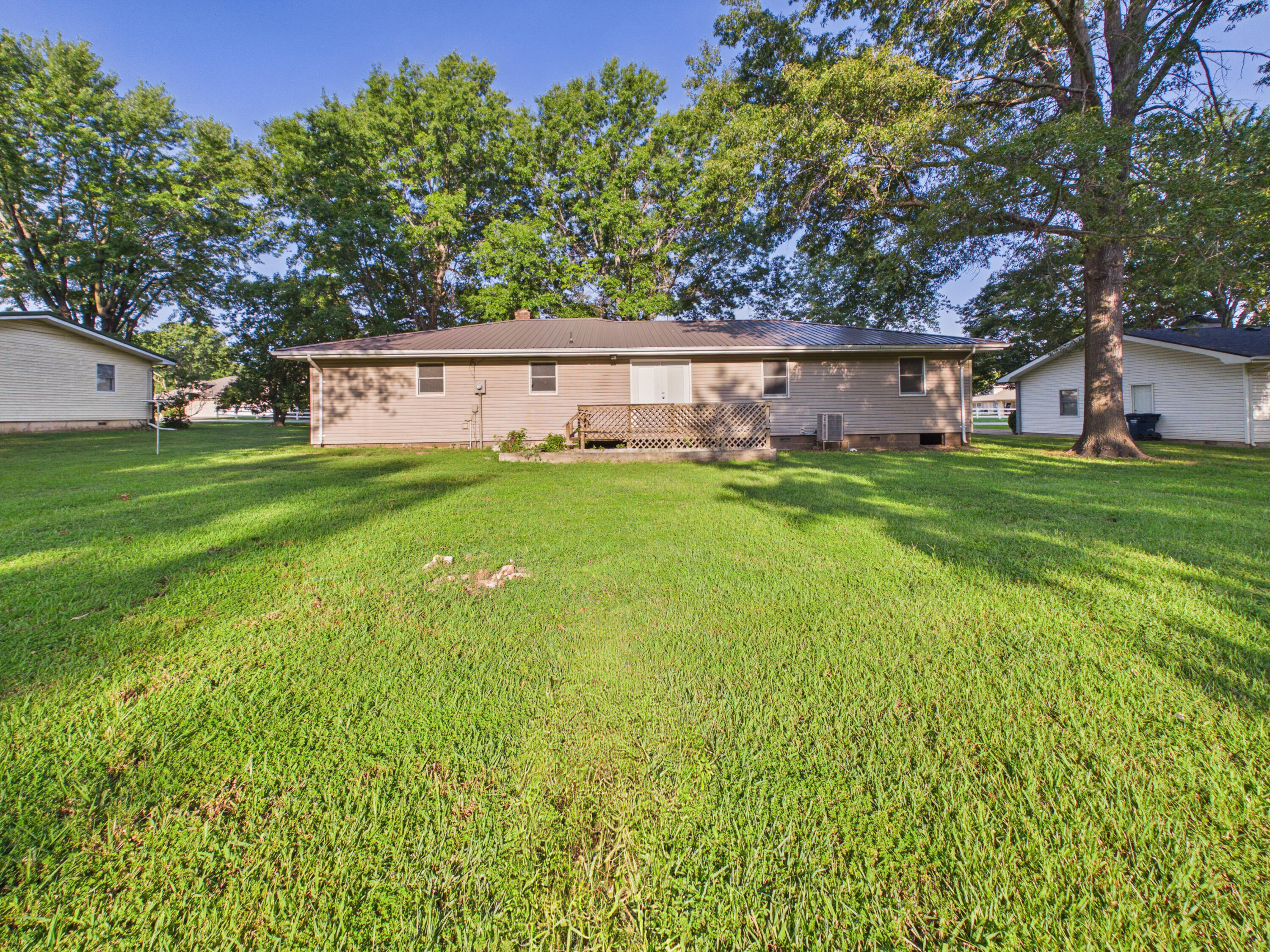 824 South Spruce Street Property Photo 21