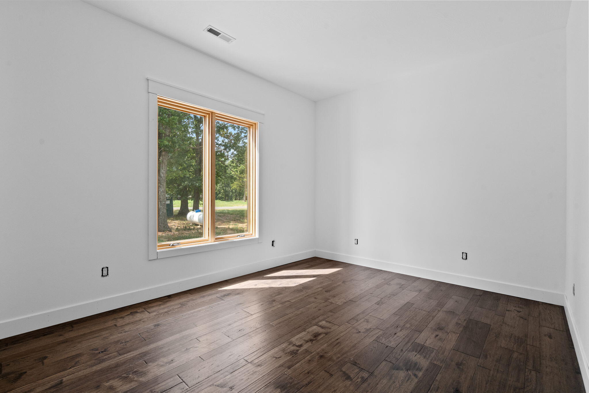 170 Riverpointe View Property Photo 34