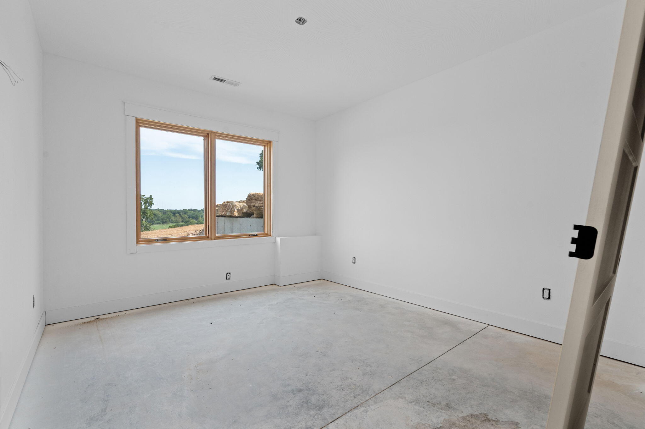 170 Riverpointe View Property Photo 49