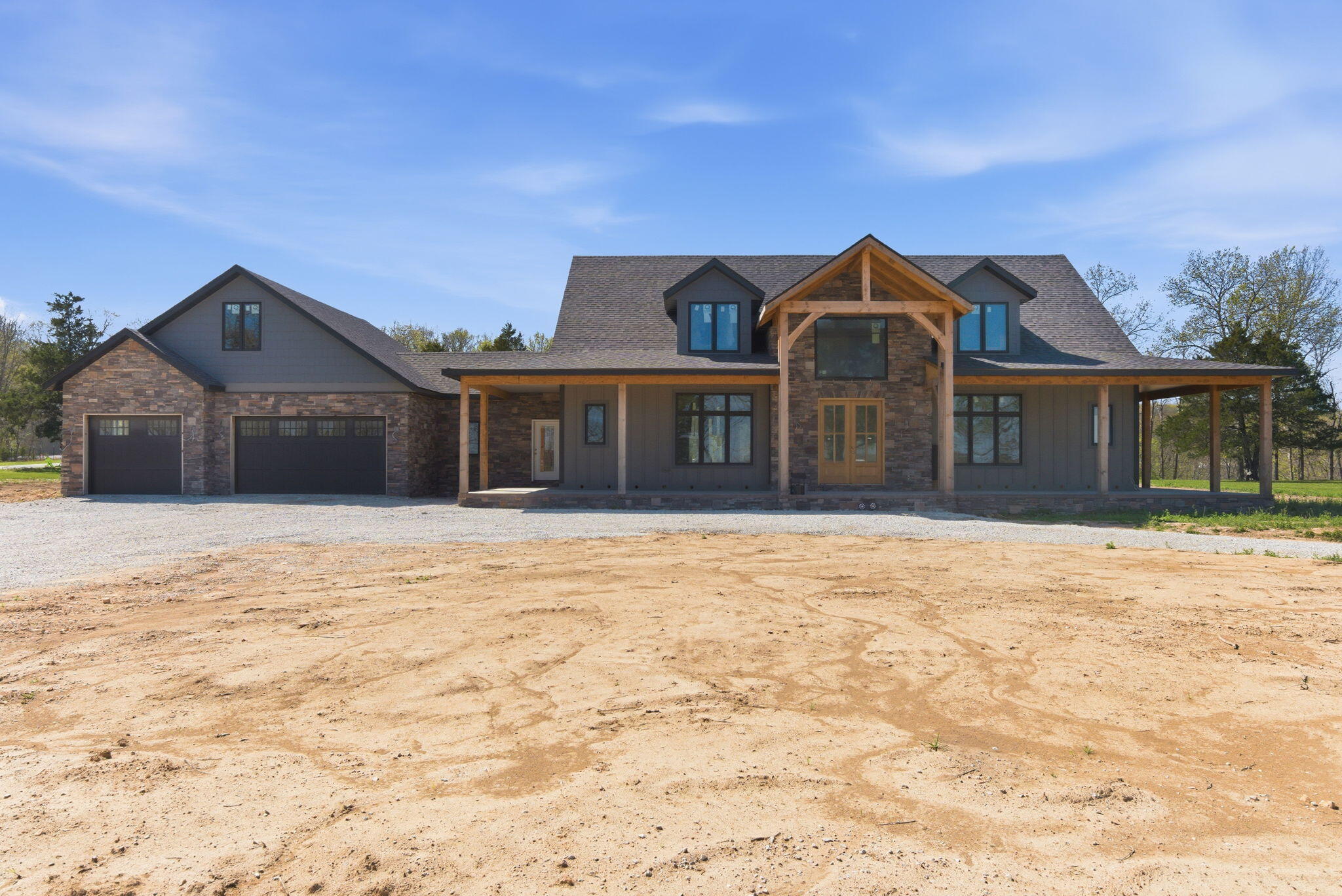 125 Riverpointe View Property Photo 5