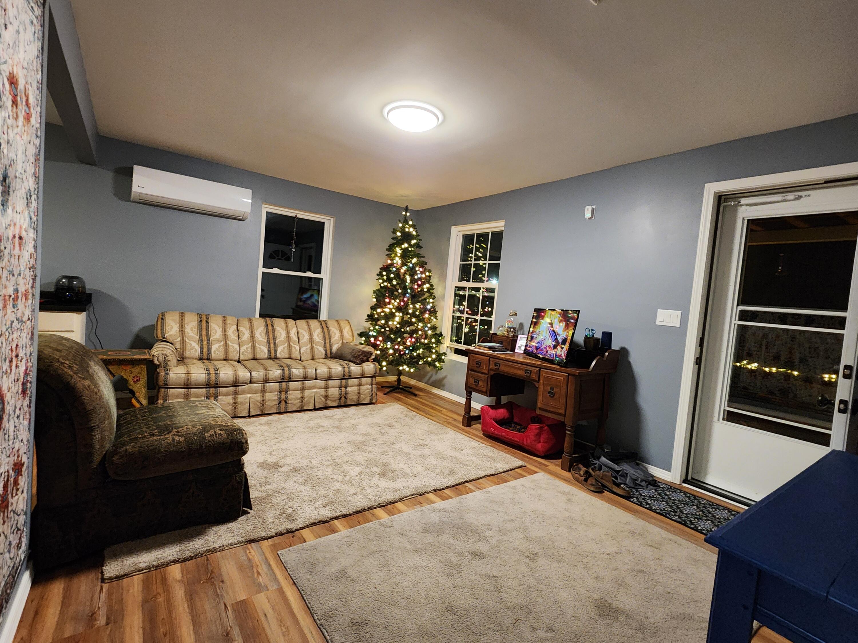 3900 State Highway 101 Property Photo 10