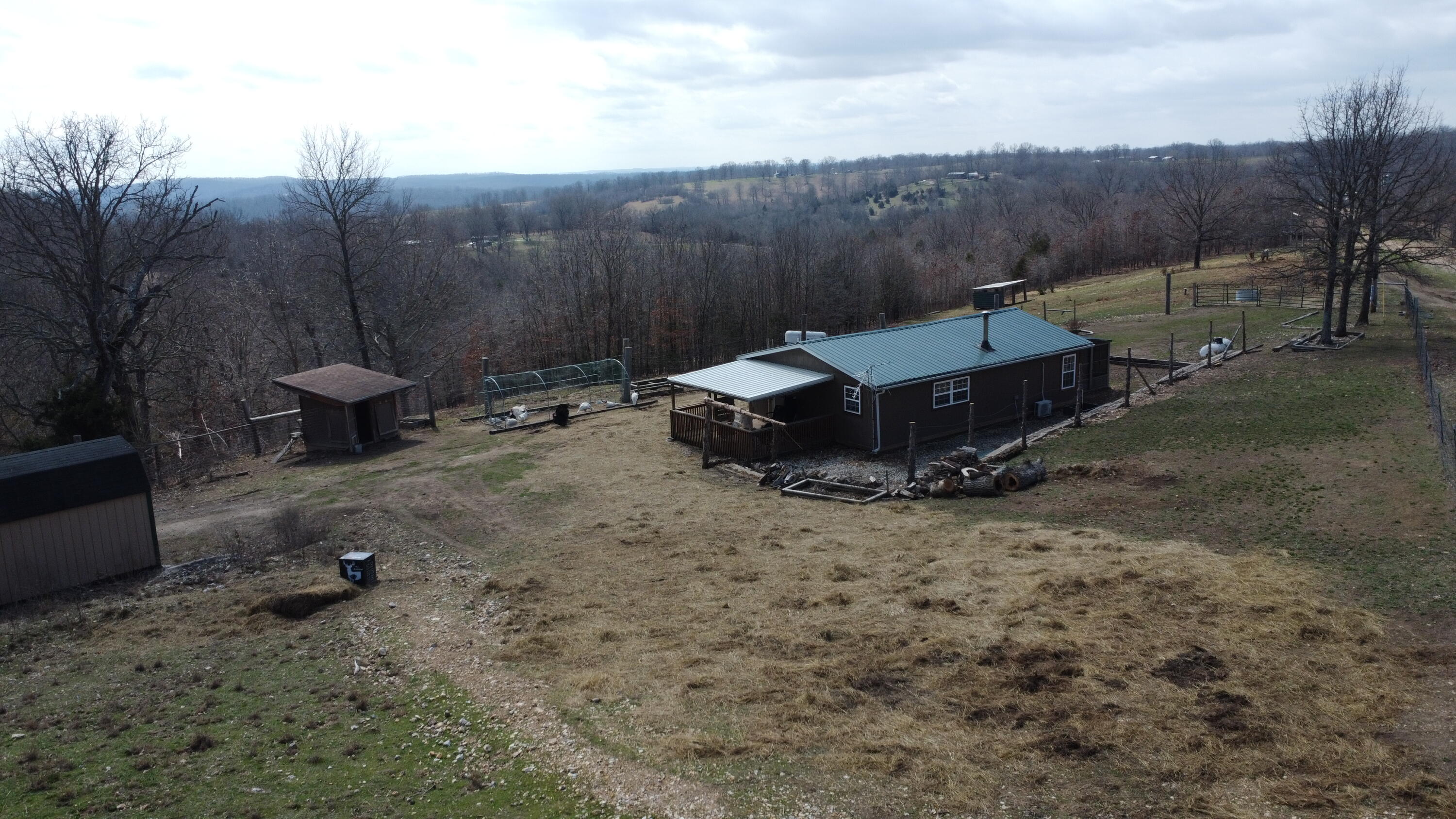 16968 County Road 116 Private Drive B Property Photo 6