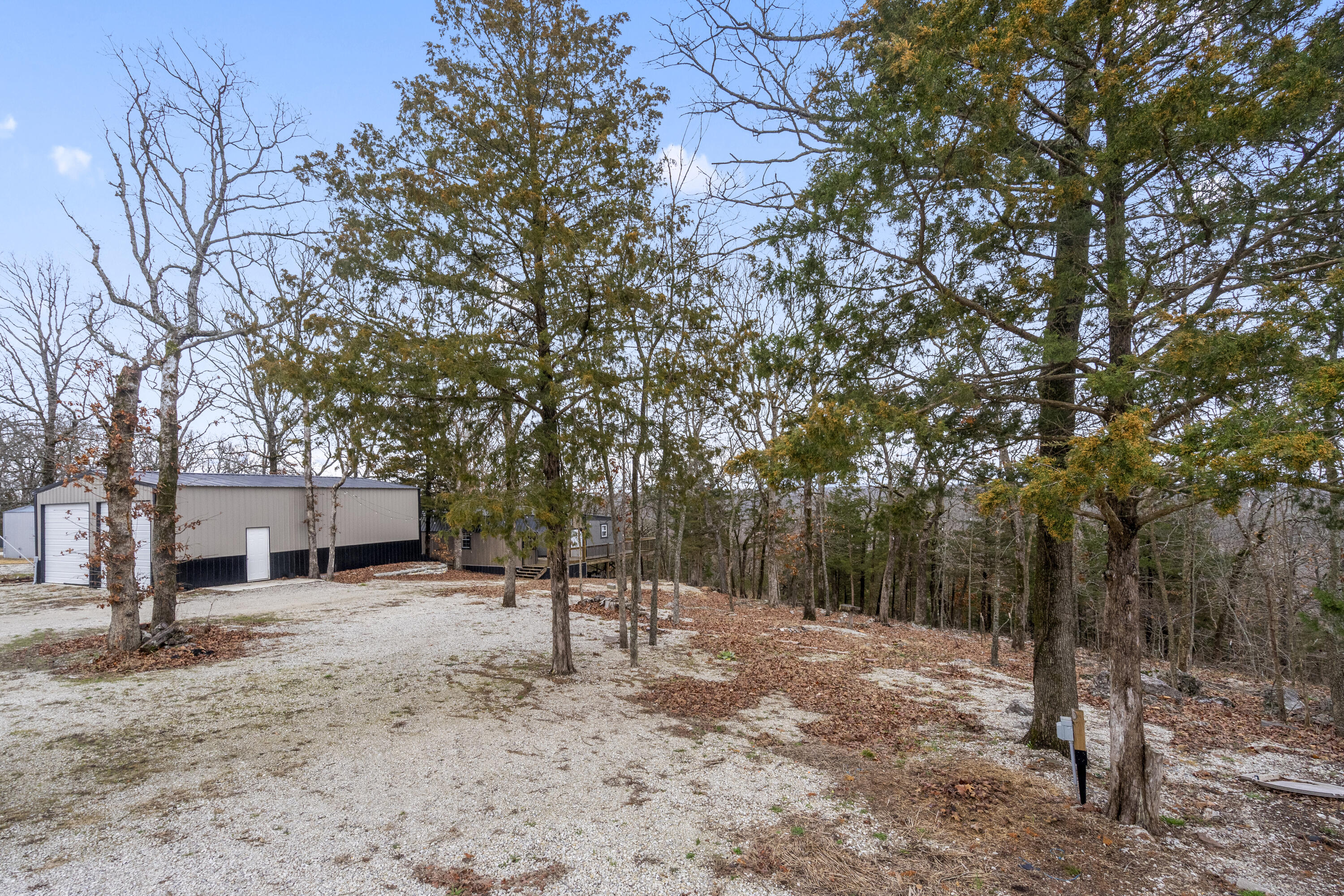 26555 Easy Street Property Photo 5