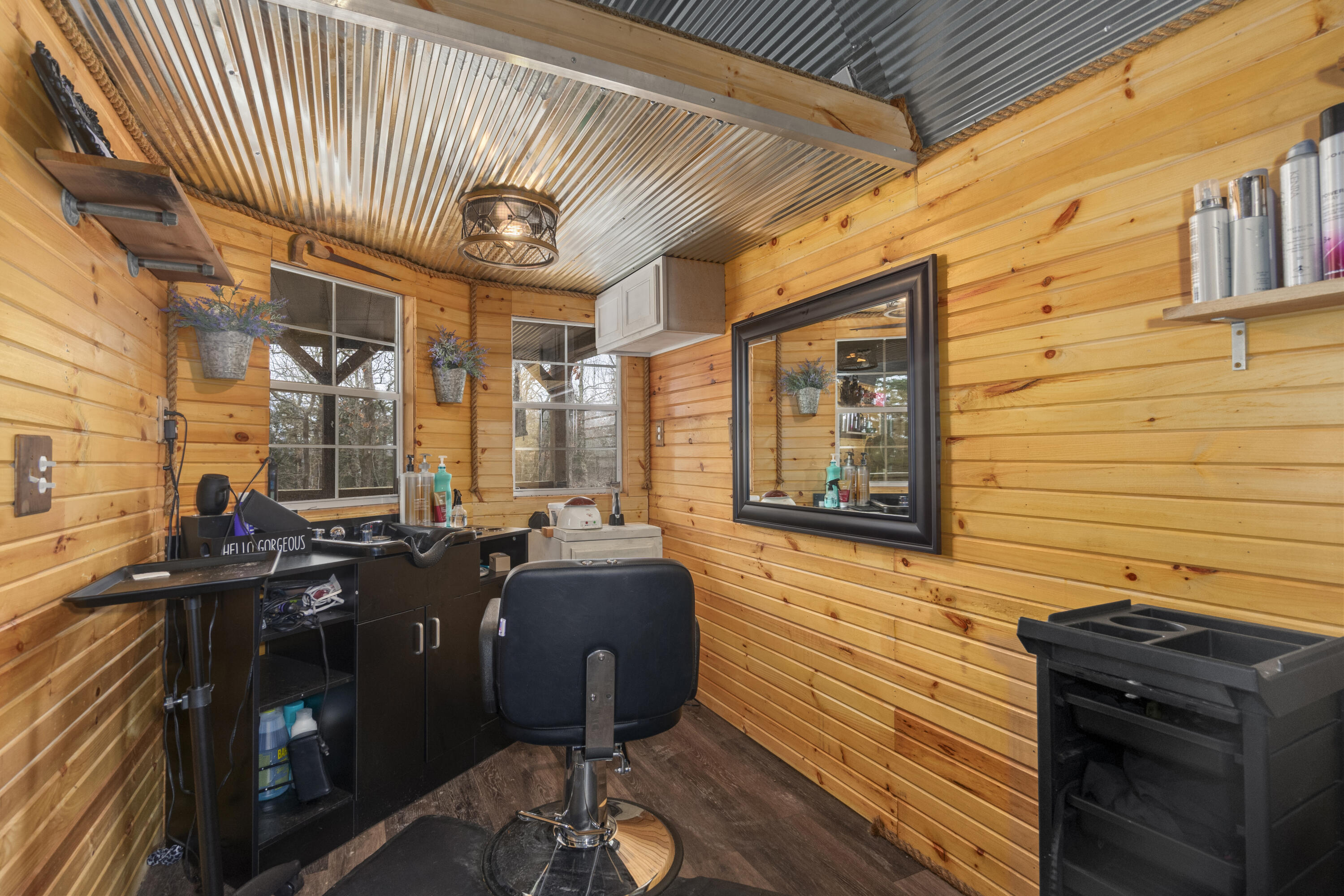 26555 Easy Street Property Photo 12