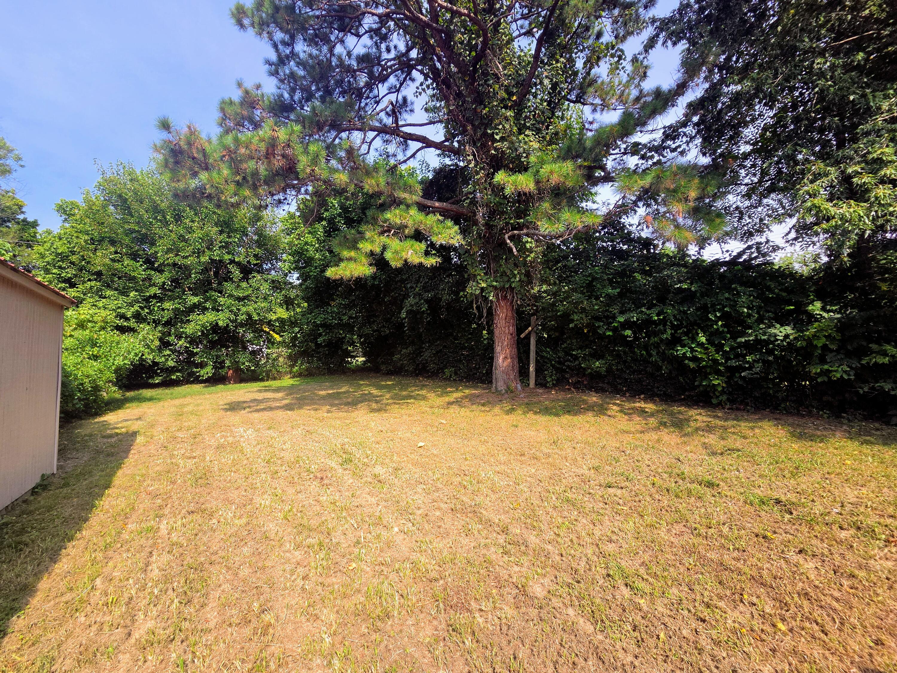 709 Garst Street Property Photo 14