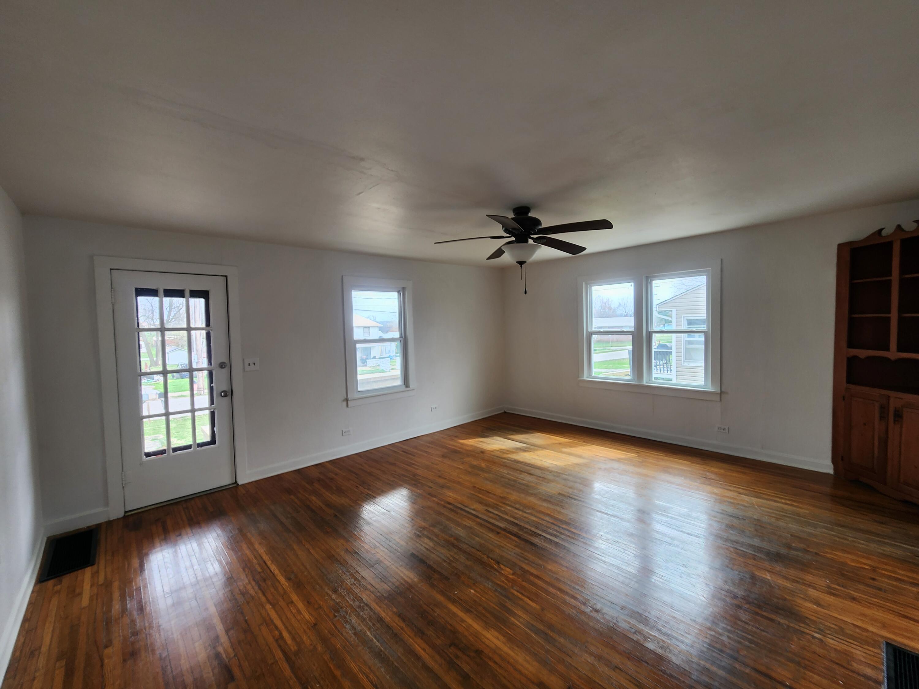 709 Garst Street Property Photo 15