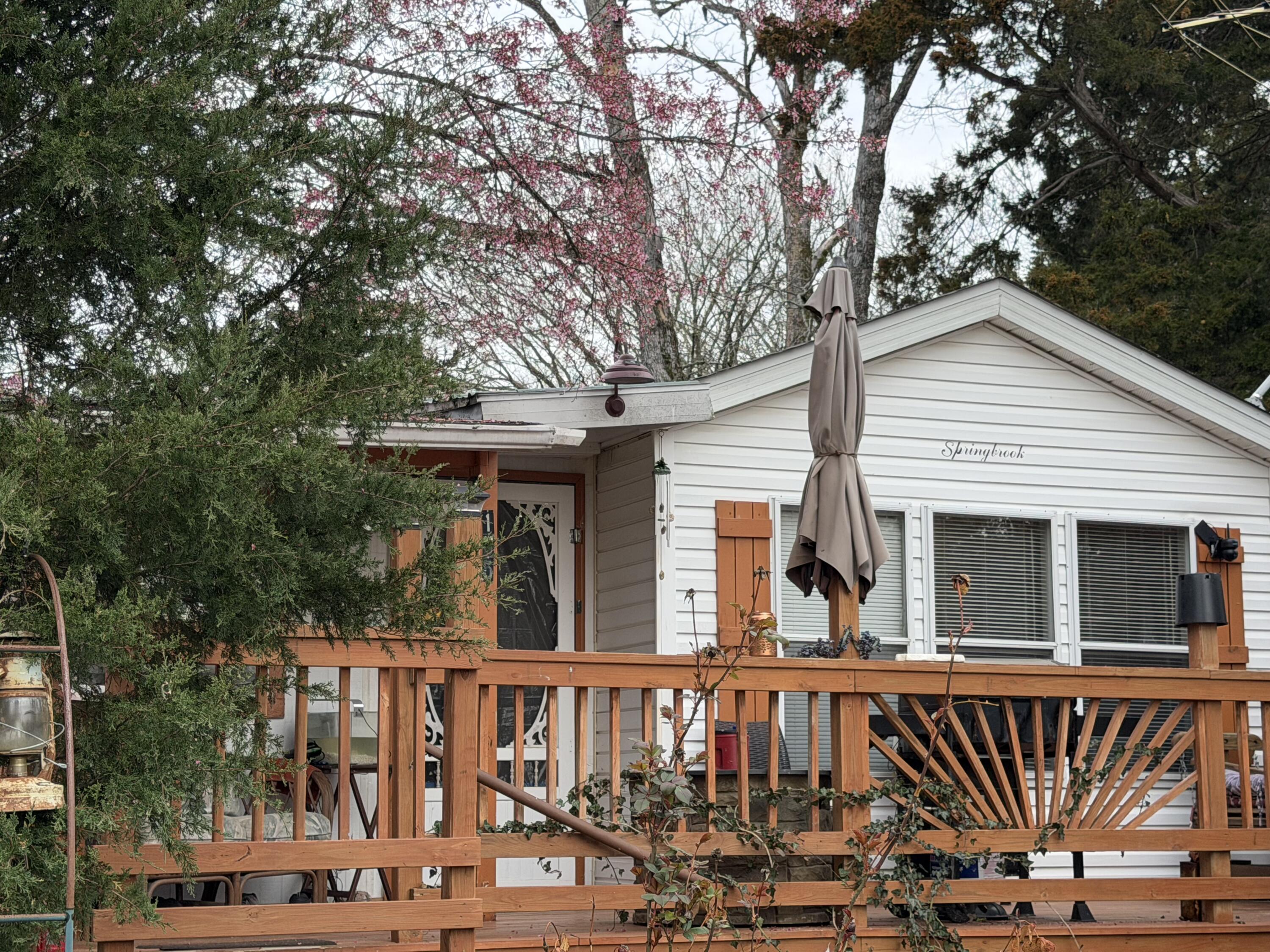 185 Monarch Lane