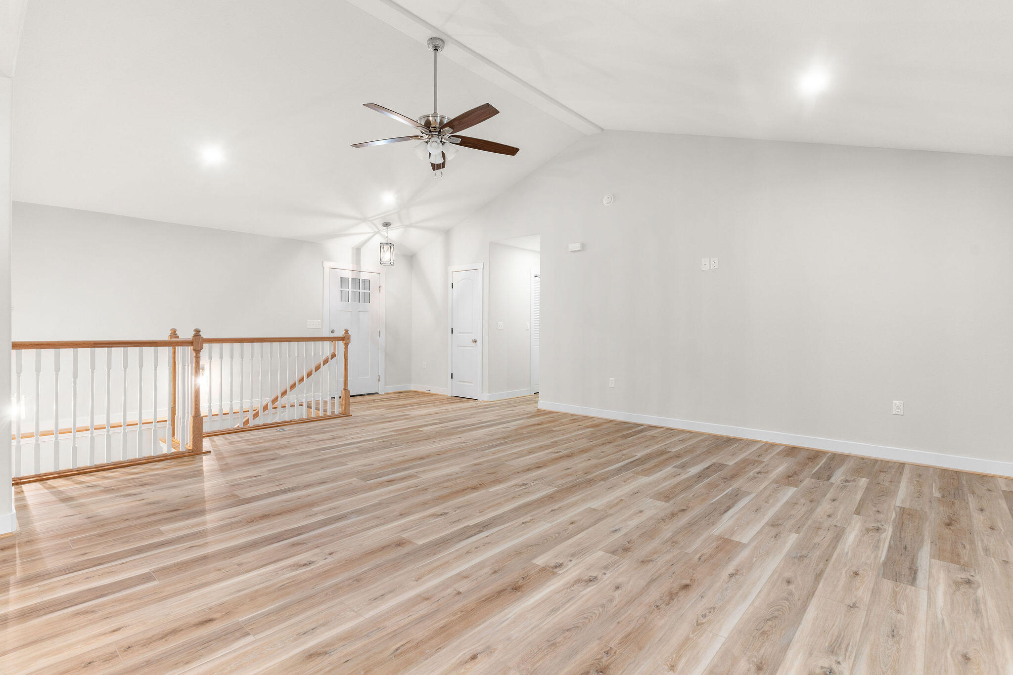 1373 Morningside Falls Boulevard Property Photo 7