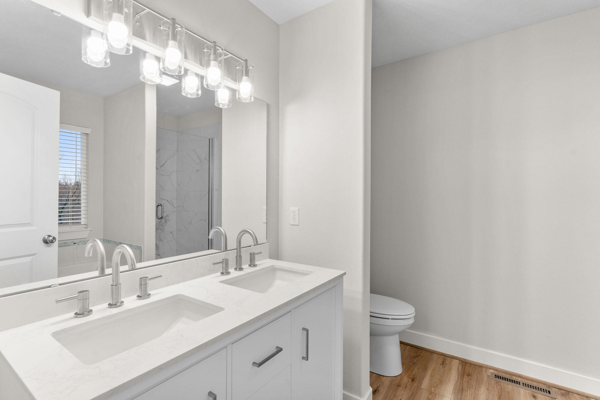 1373 Morningside Falls Boulevard Property Photo 15