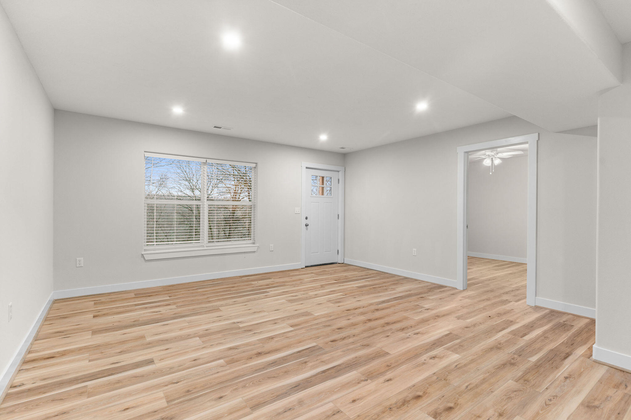 1373 Morningside Falls Boulevard Property Photo 26