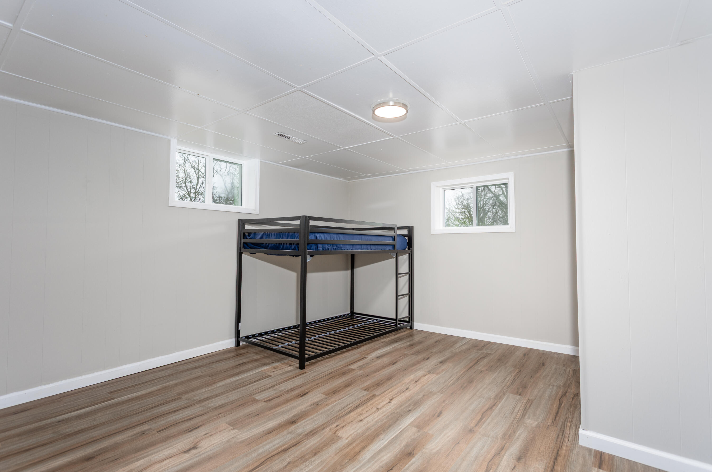 580 Parkview Drive Property Photo 18