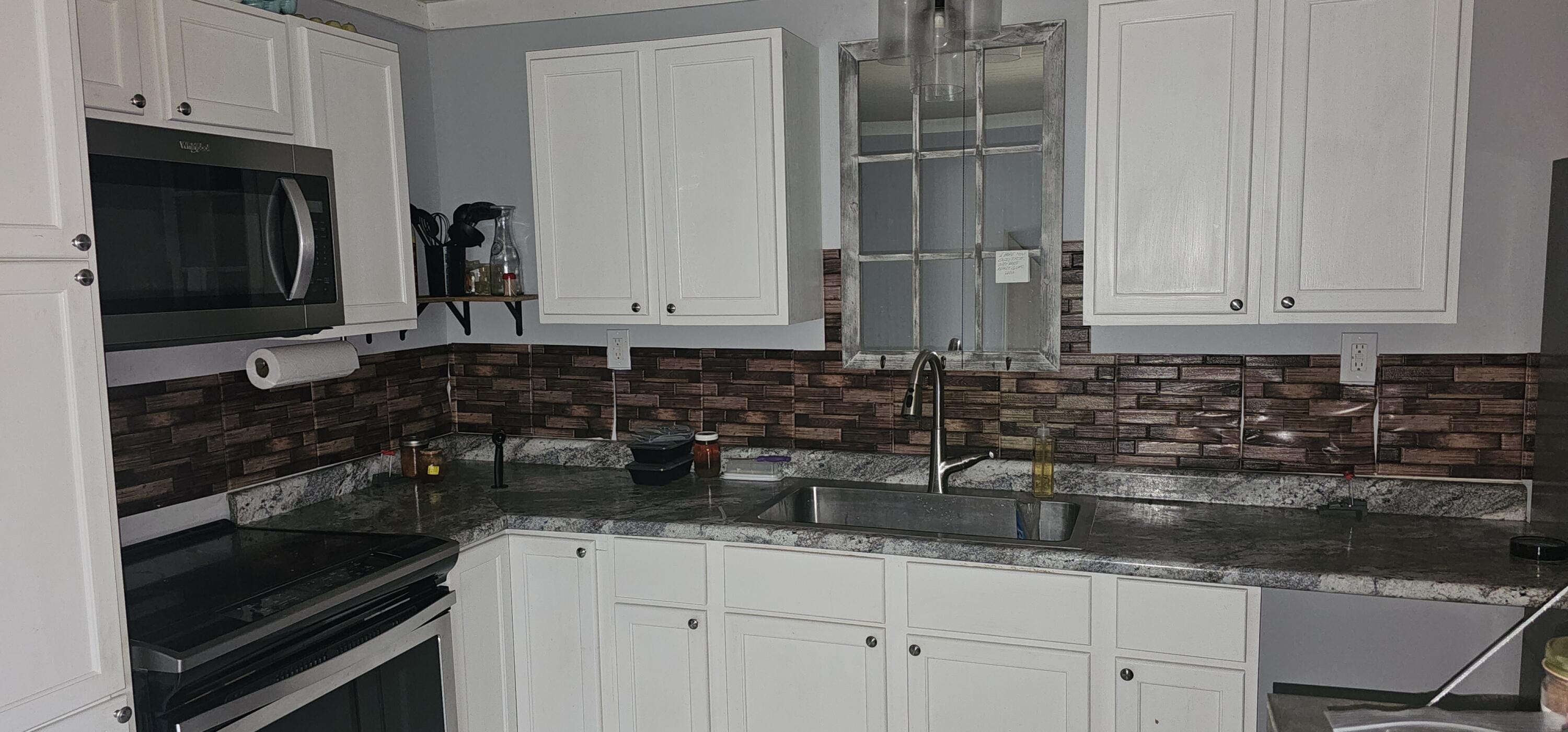 210 Cherry Street Property Photo 3