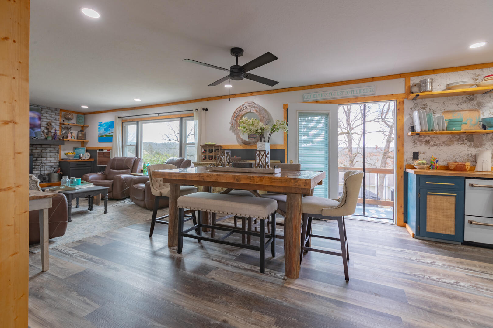 27201 Vixen Lane Property Photo 8