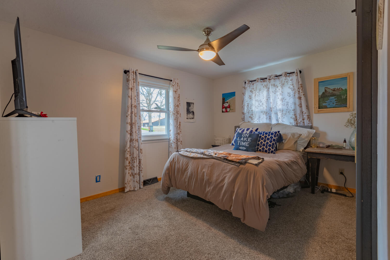 27201 Vixen Lane Property Photo 11