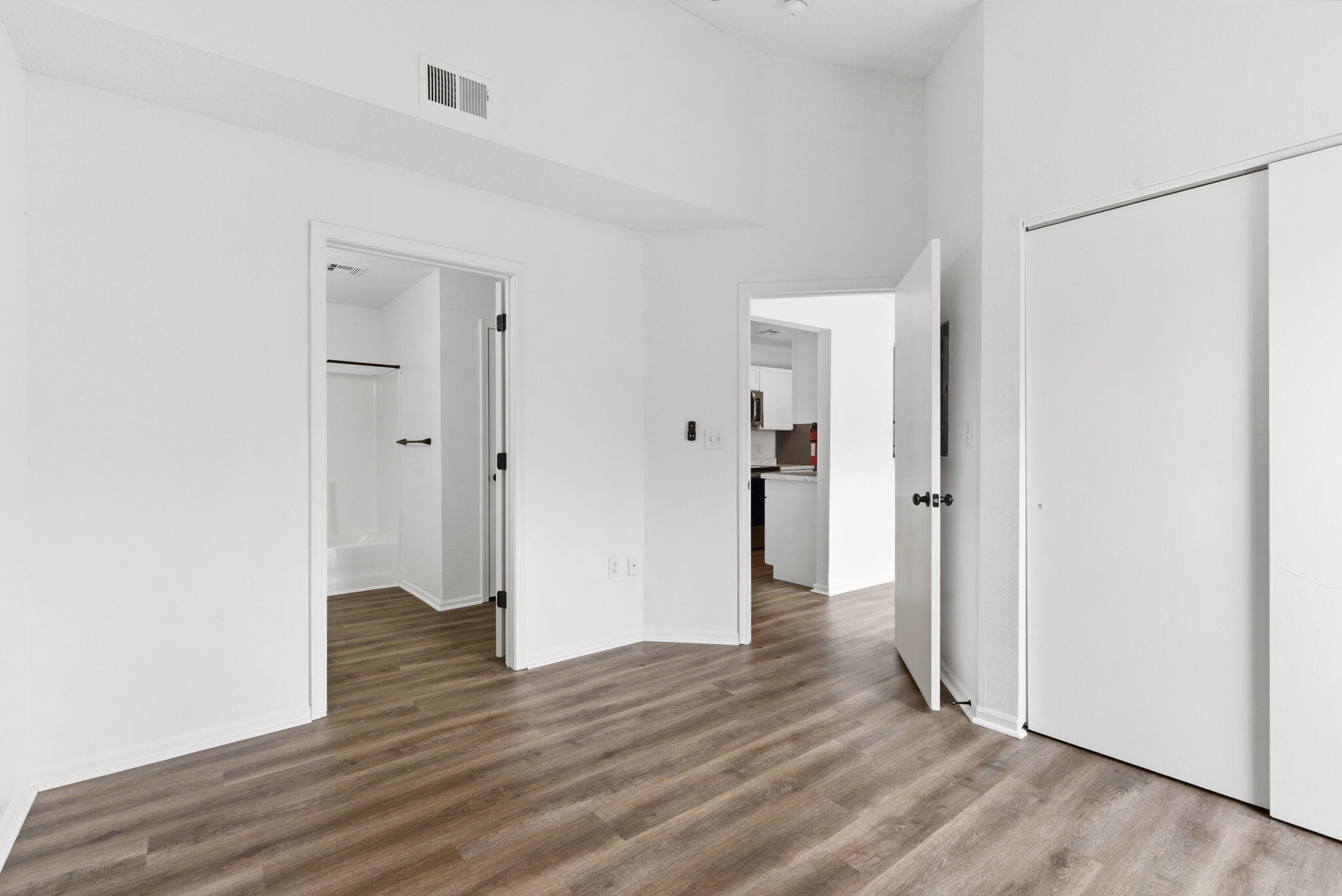 1447 East Oakwood Lane Property Photo 16