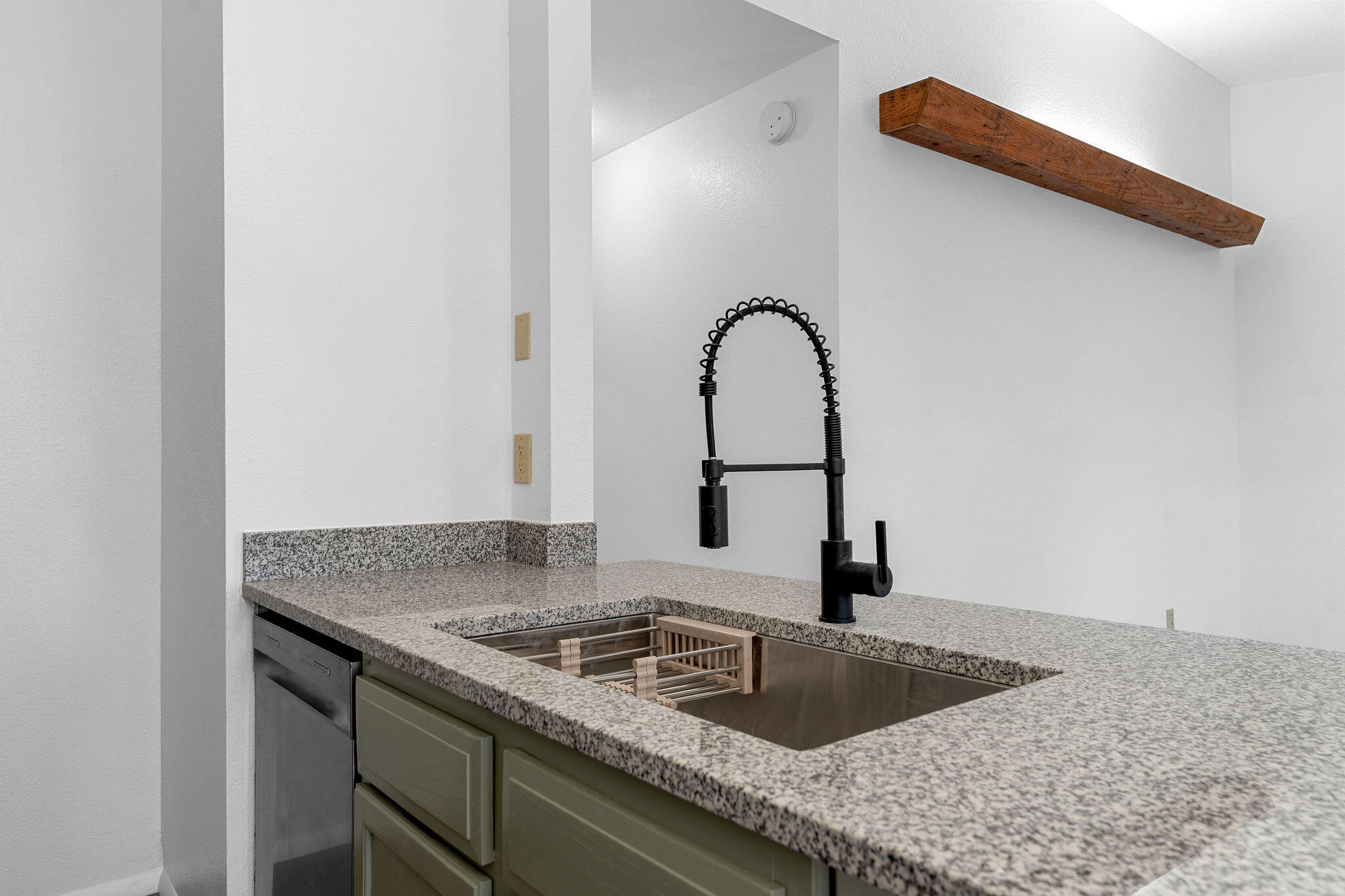 68 Rasso Way 74 Property Photo 6