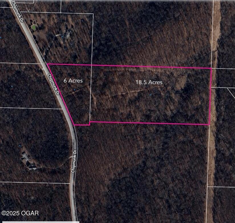 3301 Chipmunk Drive Property Photo 2