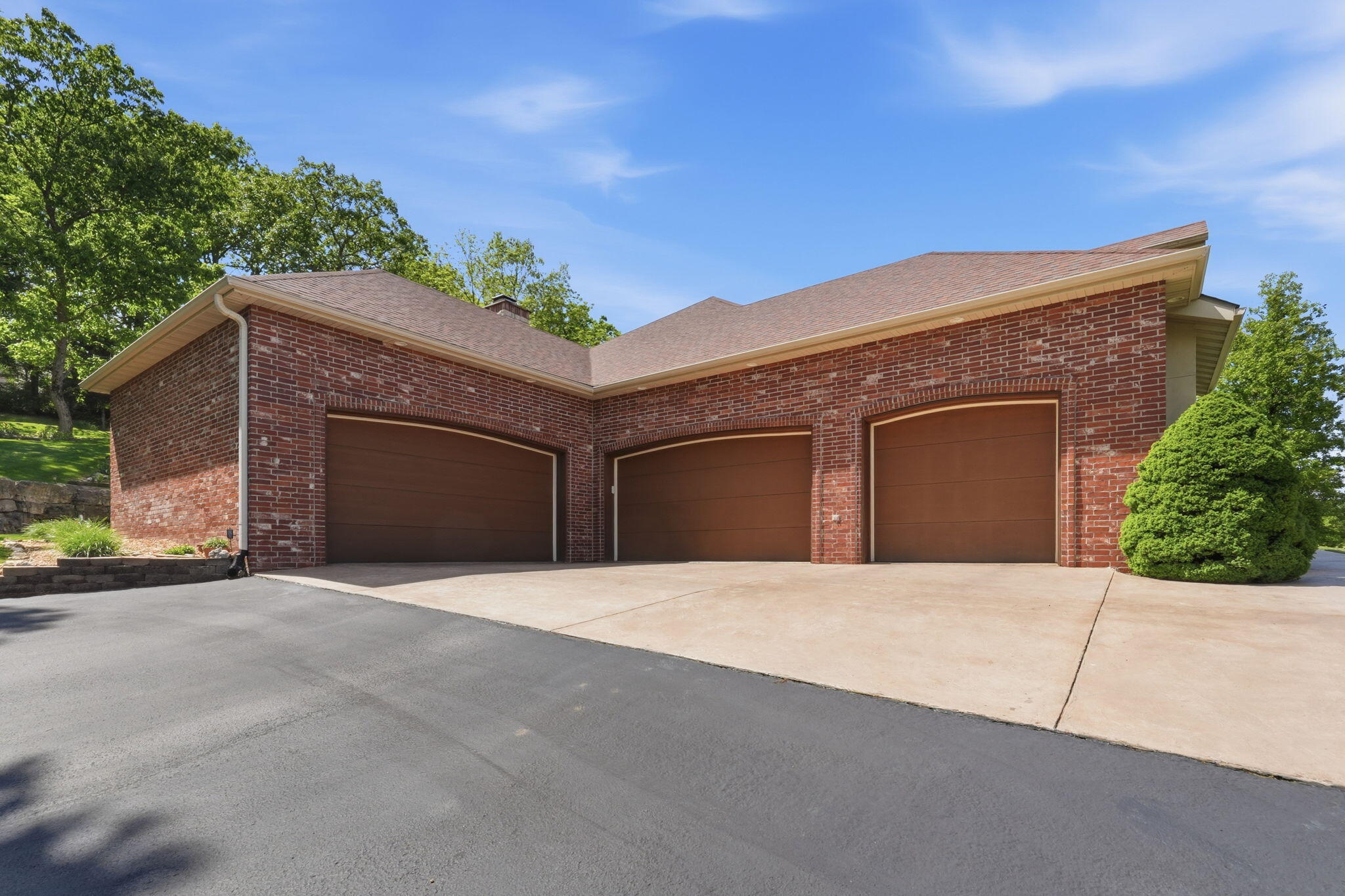 109 Cedar Bluff Property Photo 6