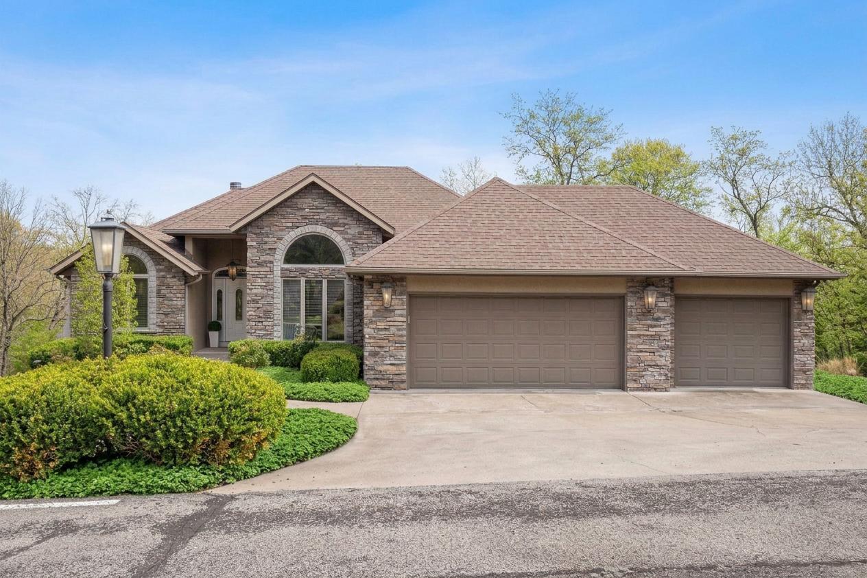 1209 Ledgestone Circle Property Photo 11