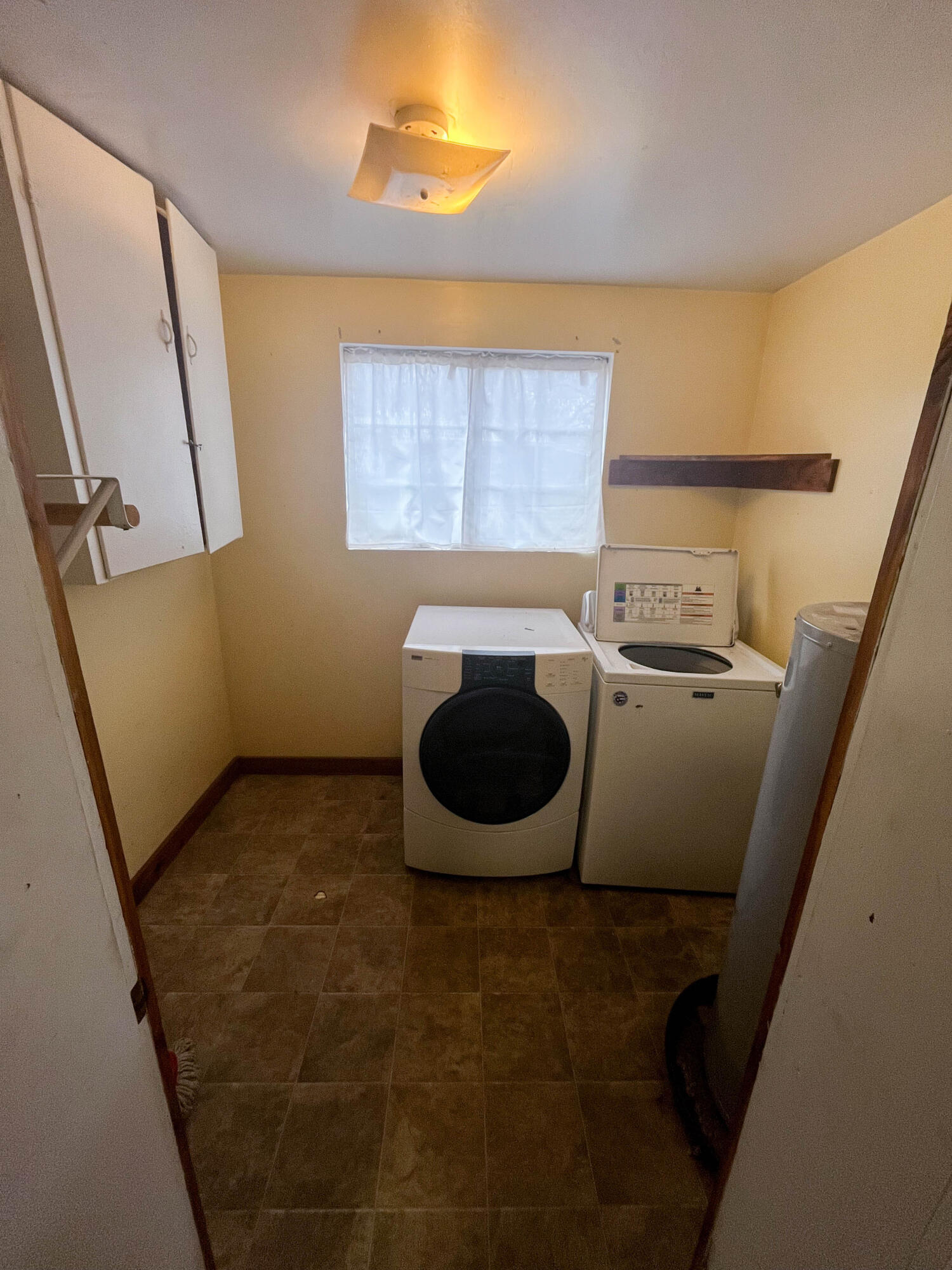 695 Summit Avenue Property Photo 18