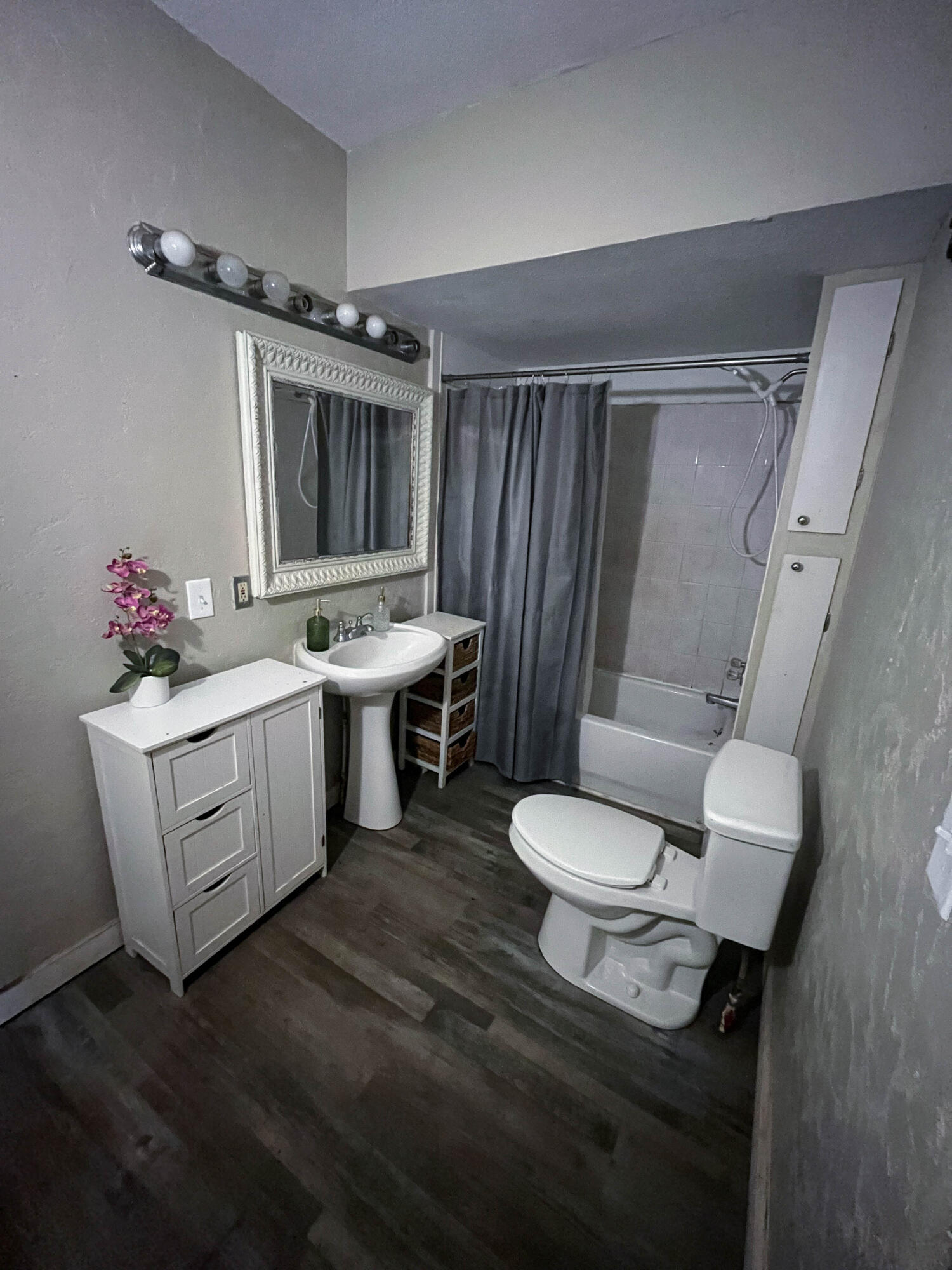 695 Summit Avenue Property Photo 25