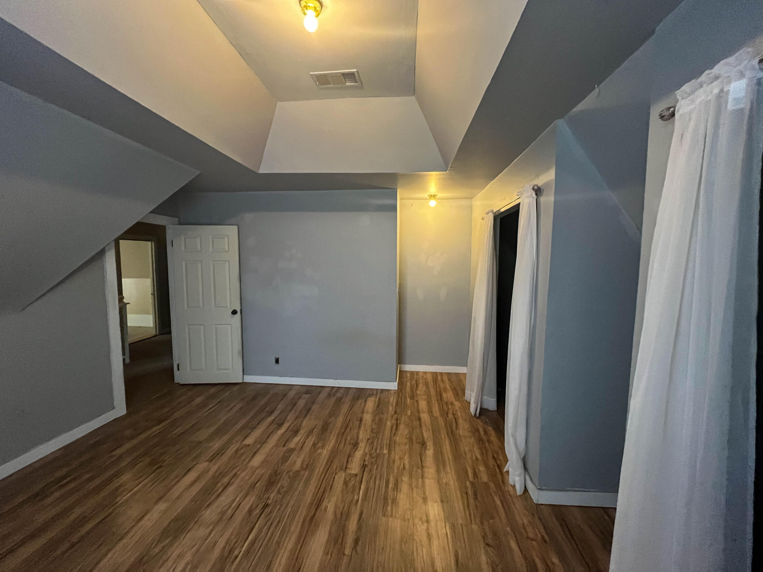 695 Summit Avenue Property Photo 43