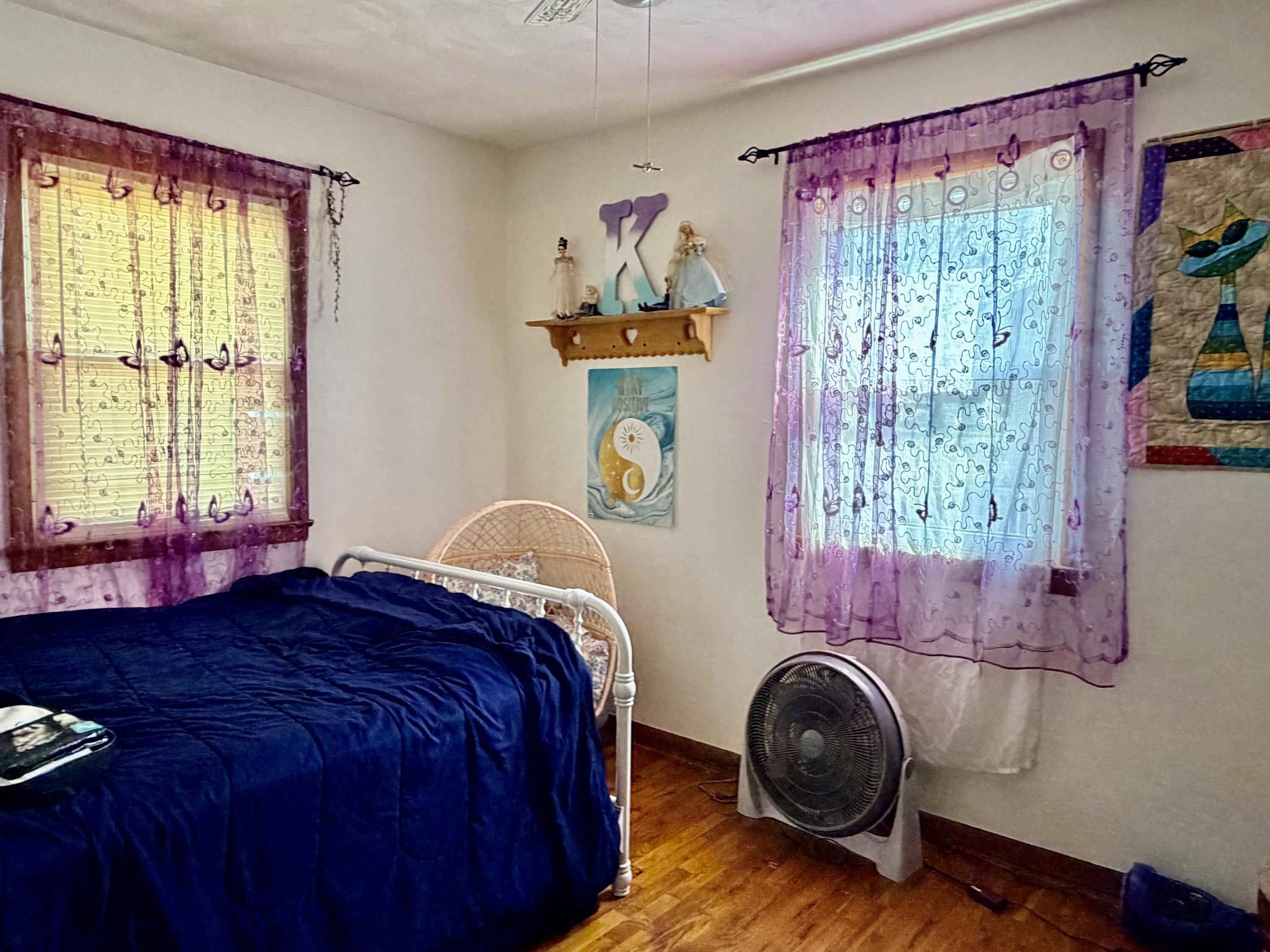 415 West 5th Street Property Photo 14