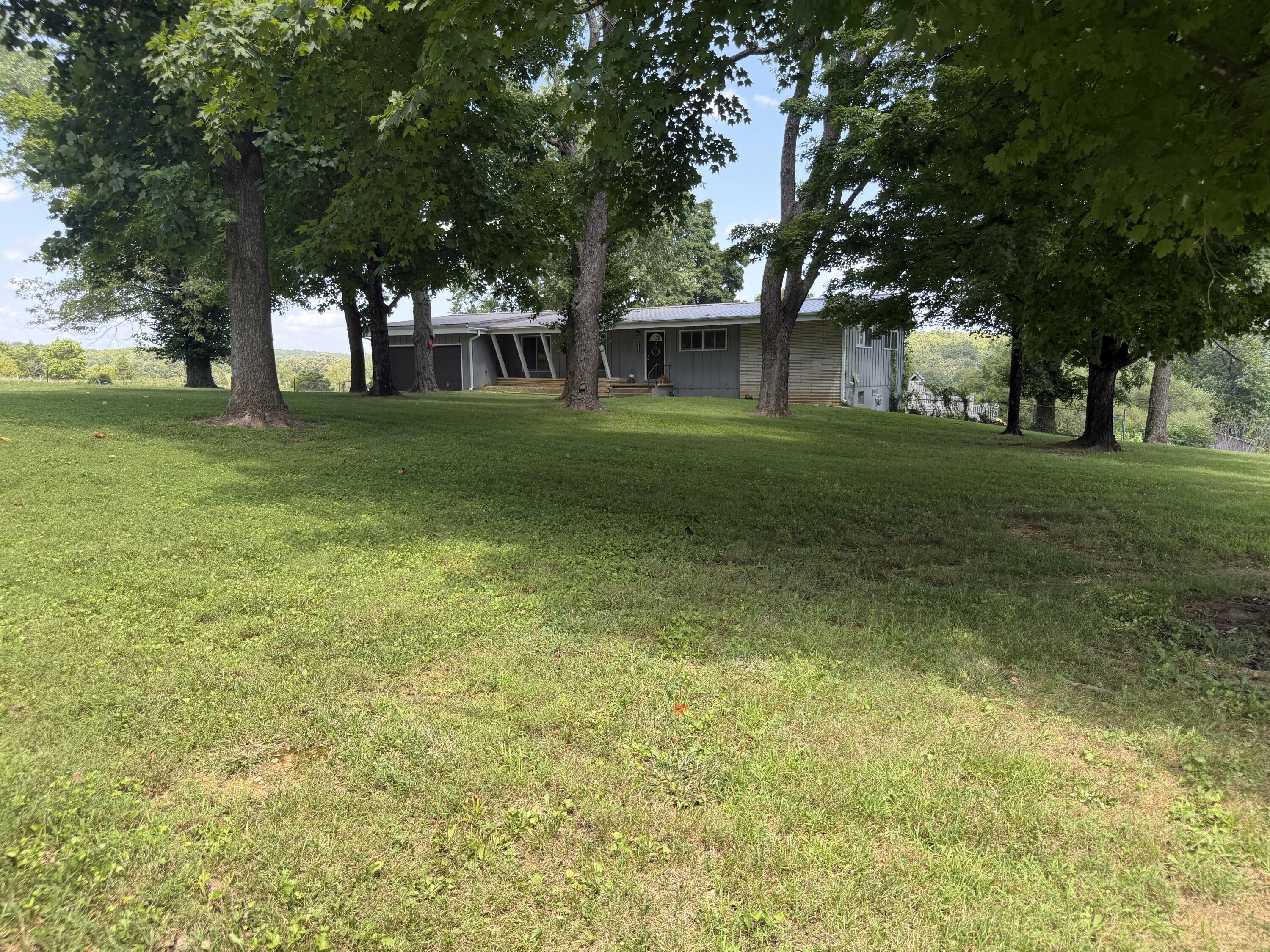 1112 North Walnut Street Property Photo 3