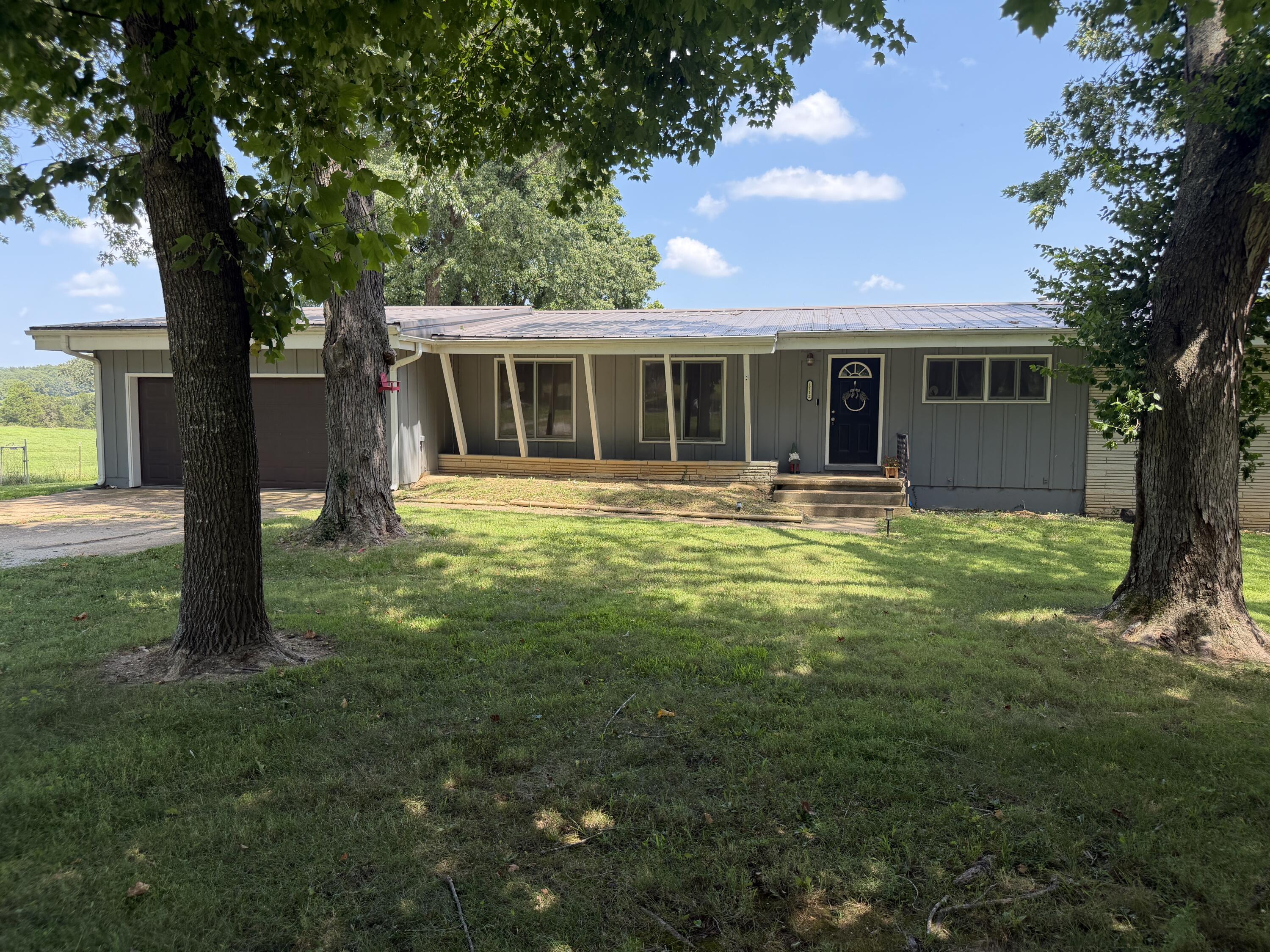 1112 North Walnut Street Property Photo 4