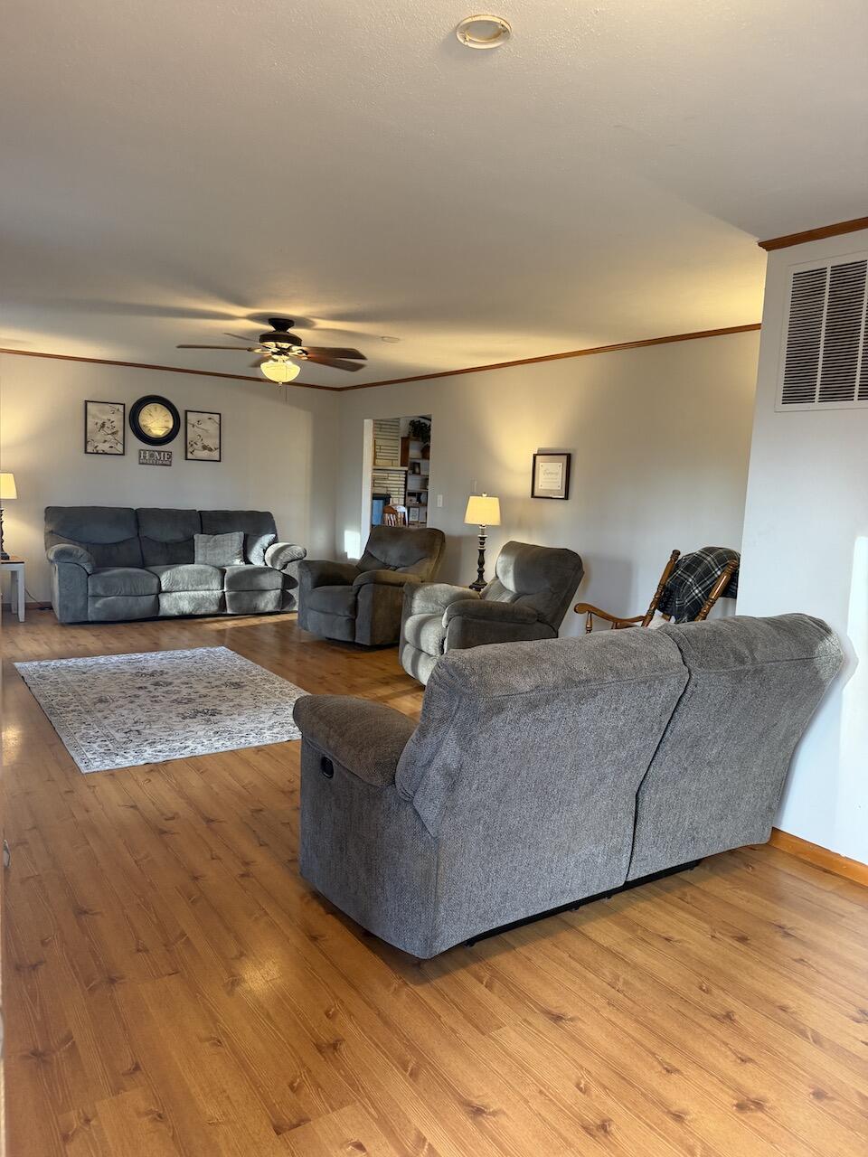 1112 North Walnut Street Property Photo 6