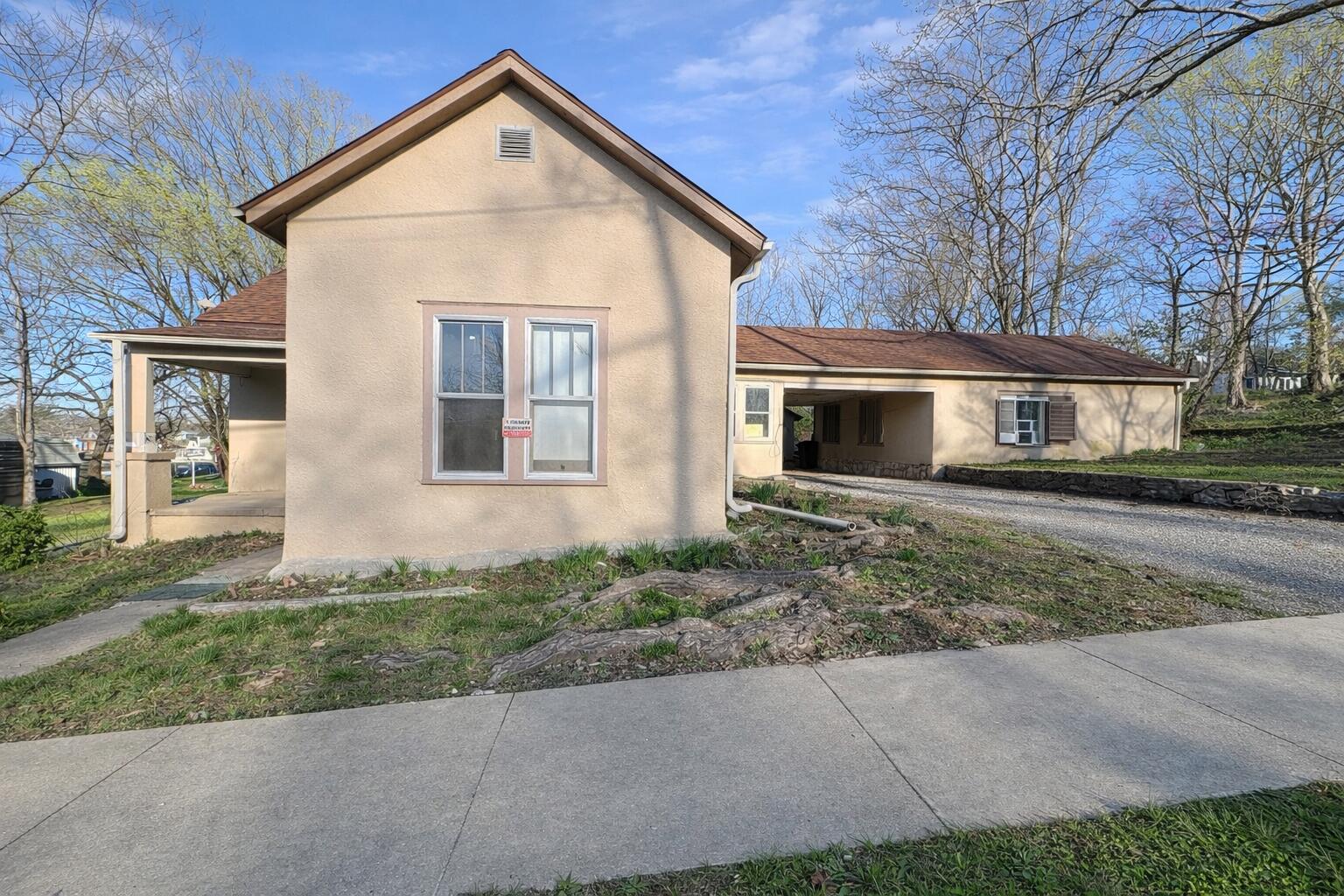 408 Walnut Street Property Photo 1