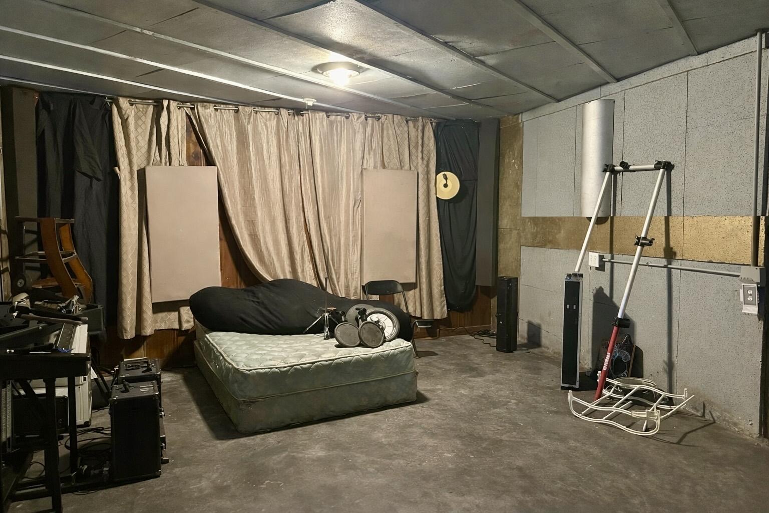 408 Walnut Street Property Photo 12