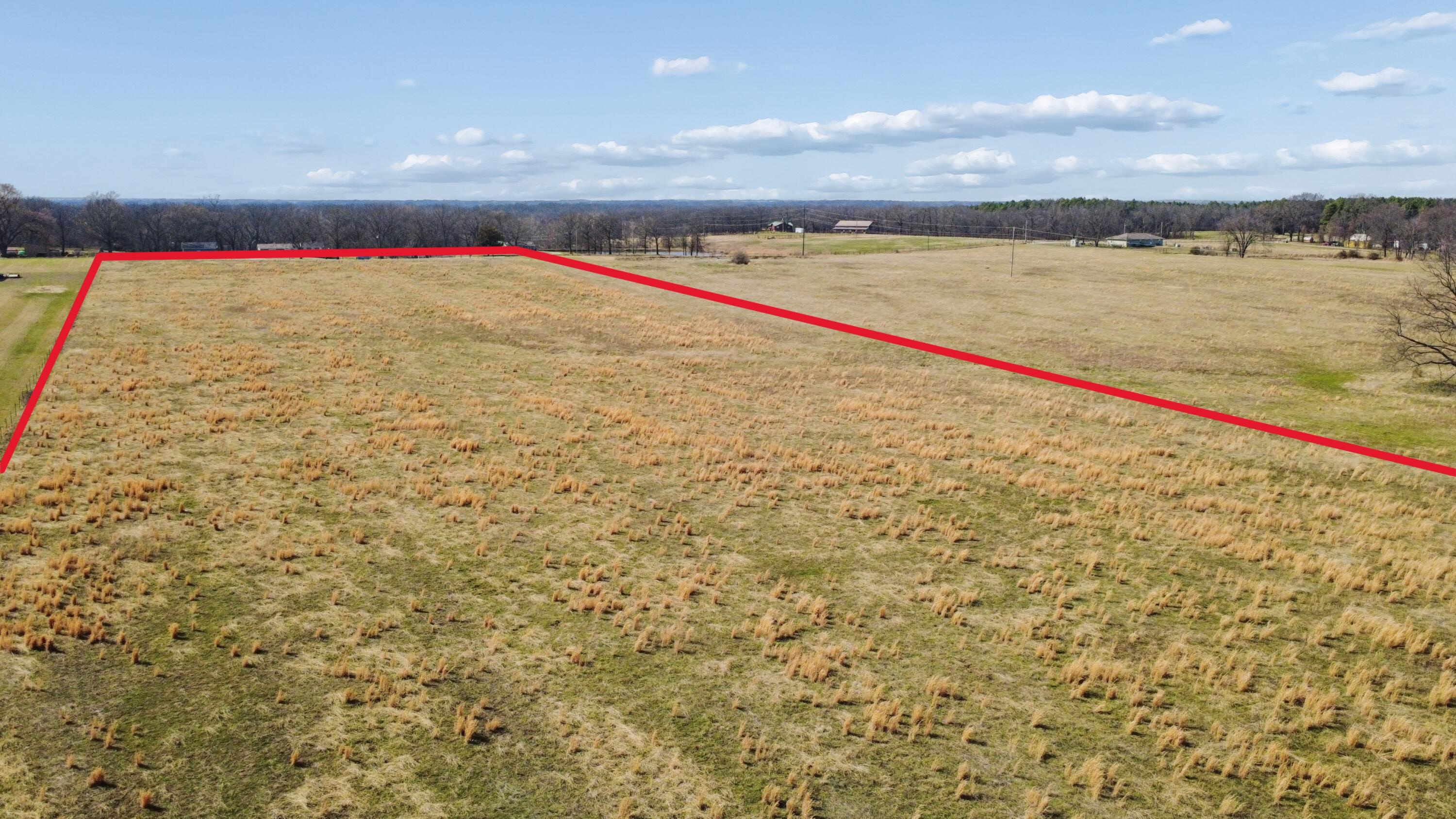 000 South 1575 Road Property Photo 4