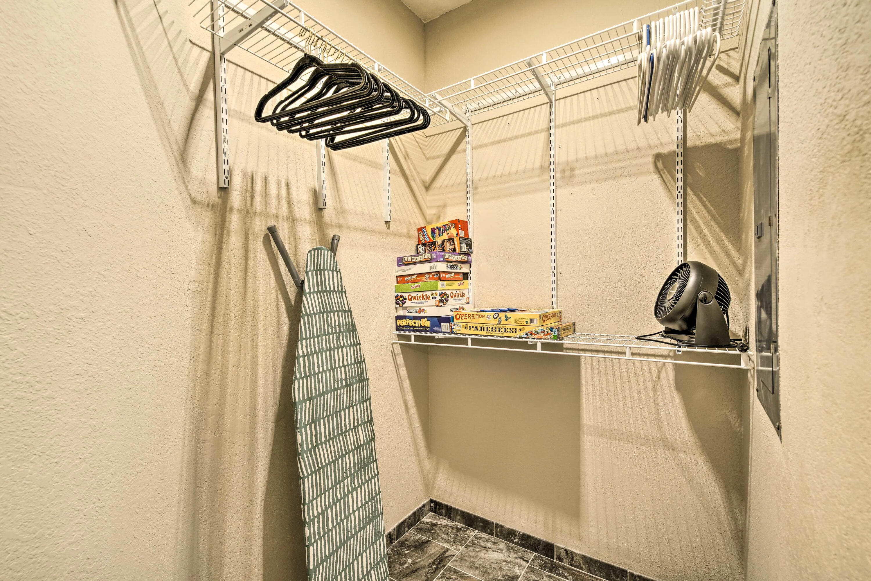 813 Holiday Ridge H2 Property Photo 18
