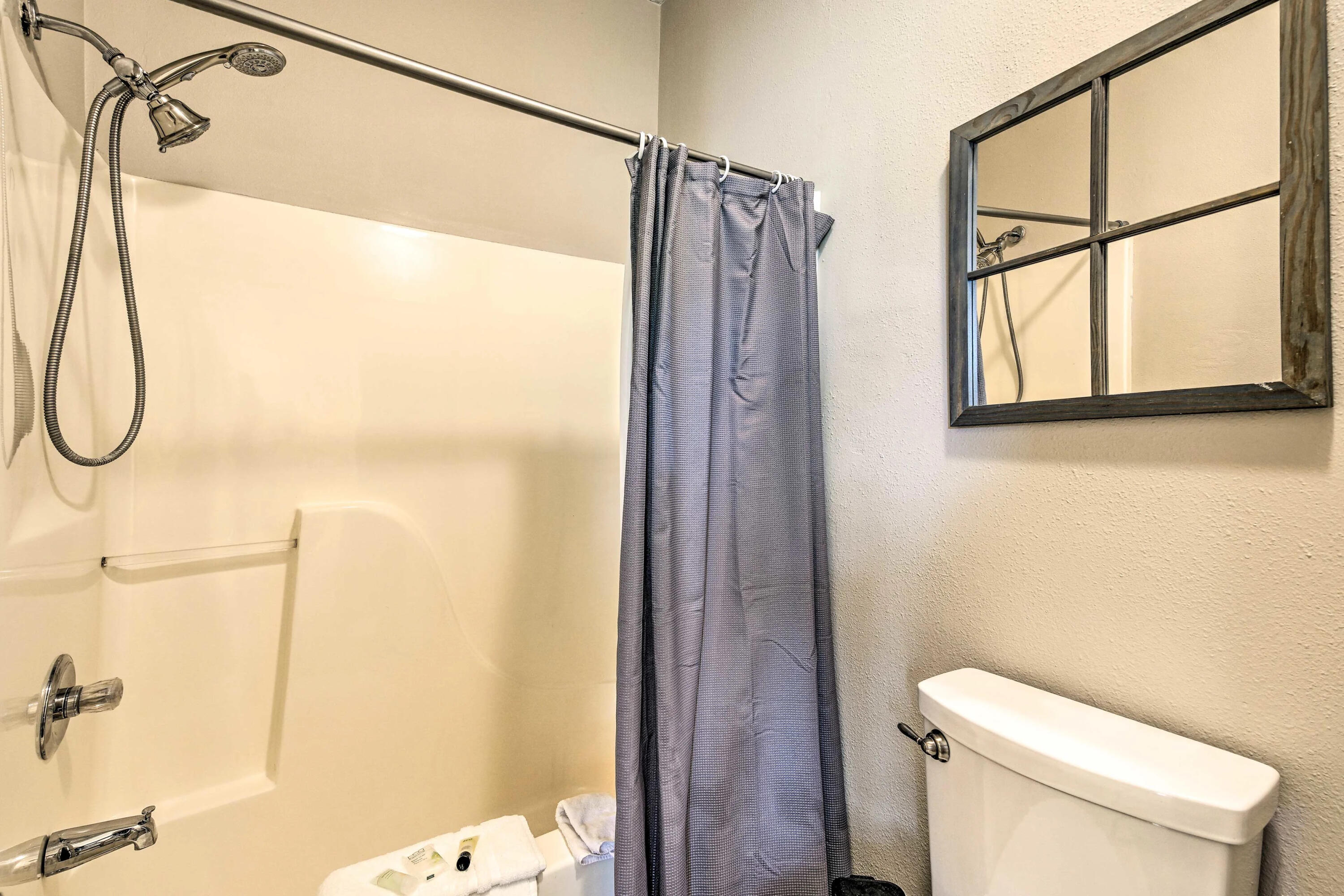 813 Holiday Ridge H2 Property Photo 27