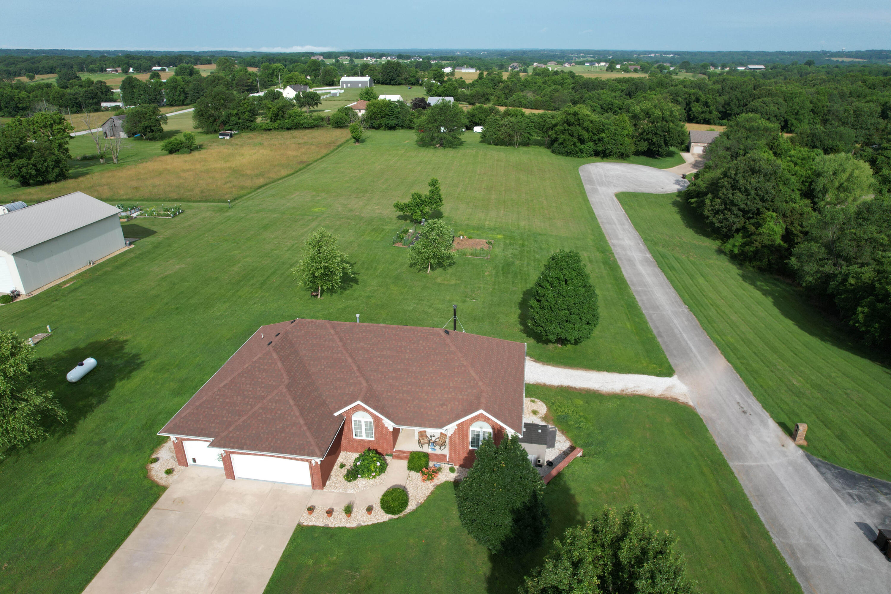 171 Ridgefield Court Property Photo 41
