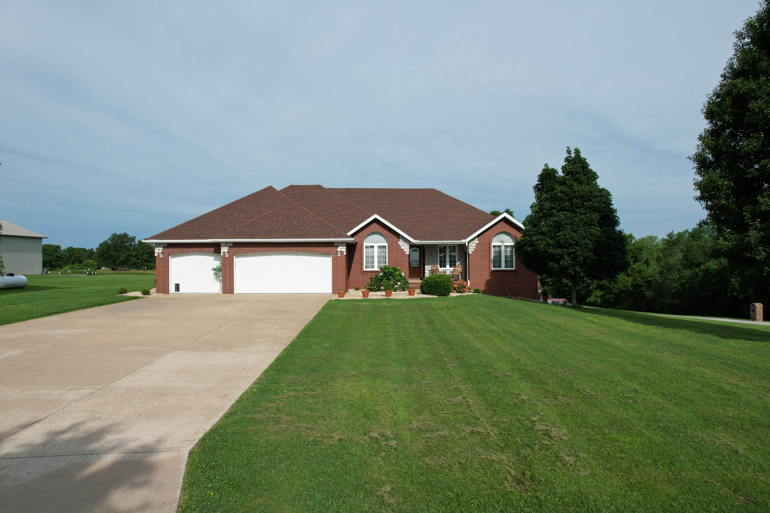171 Ridgefield Court Property Photo 45